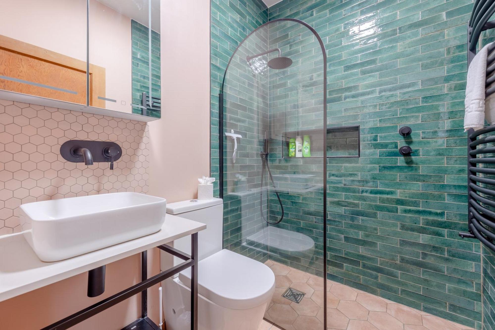 Tranquil 1 Bedroom Flat In Peckham *