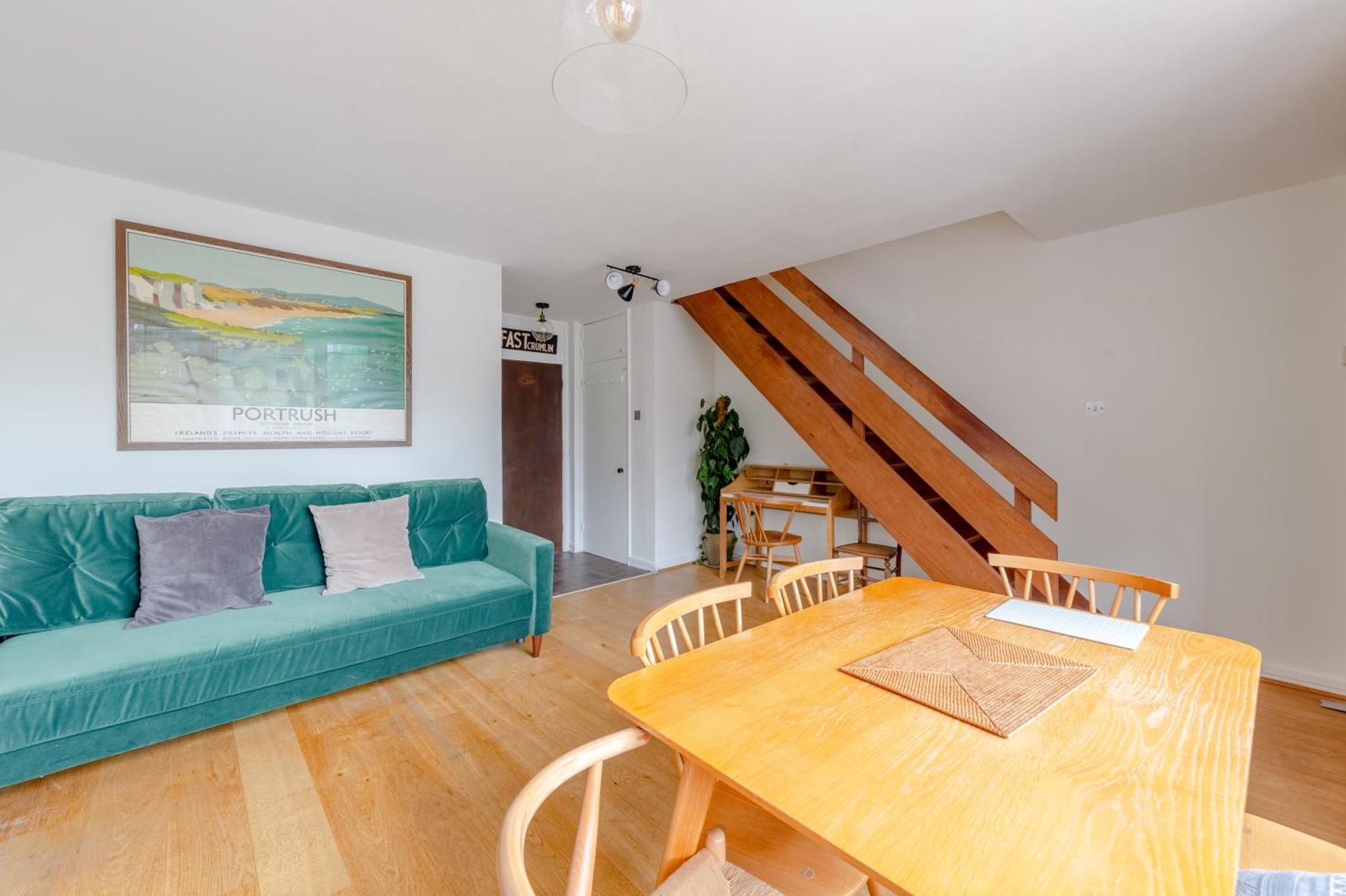 Vibrant & Homely 2bd Flat - Angel Apartment London