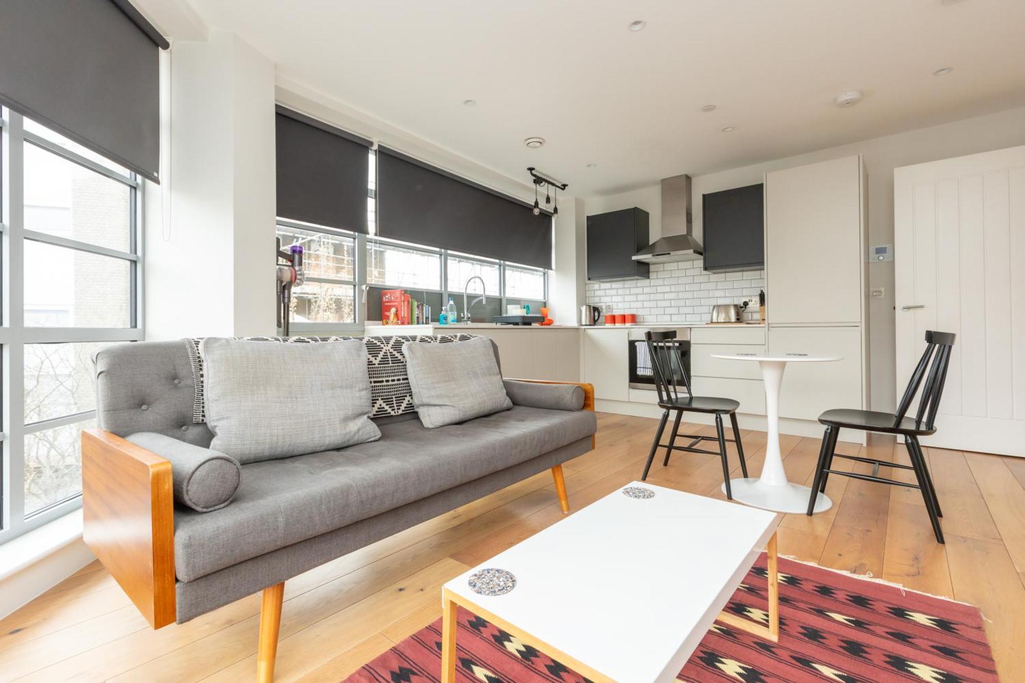 And Bright 1 Bedroom Flat - Peckham Apartment *