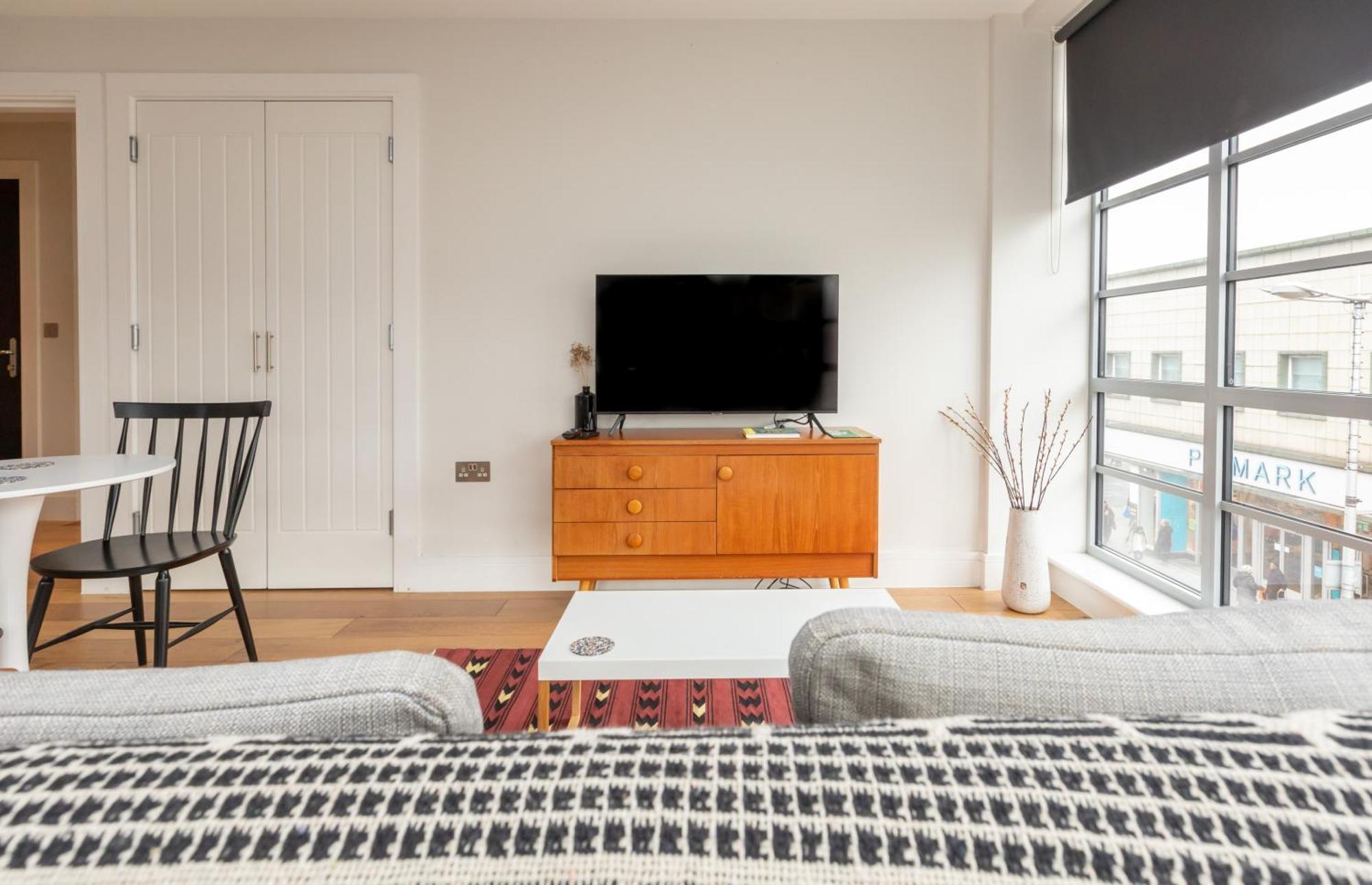 And Bright 1 Bedroom Flat - Peckham