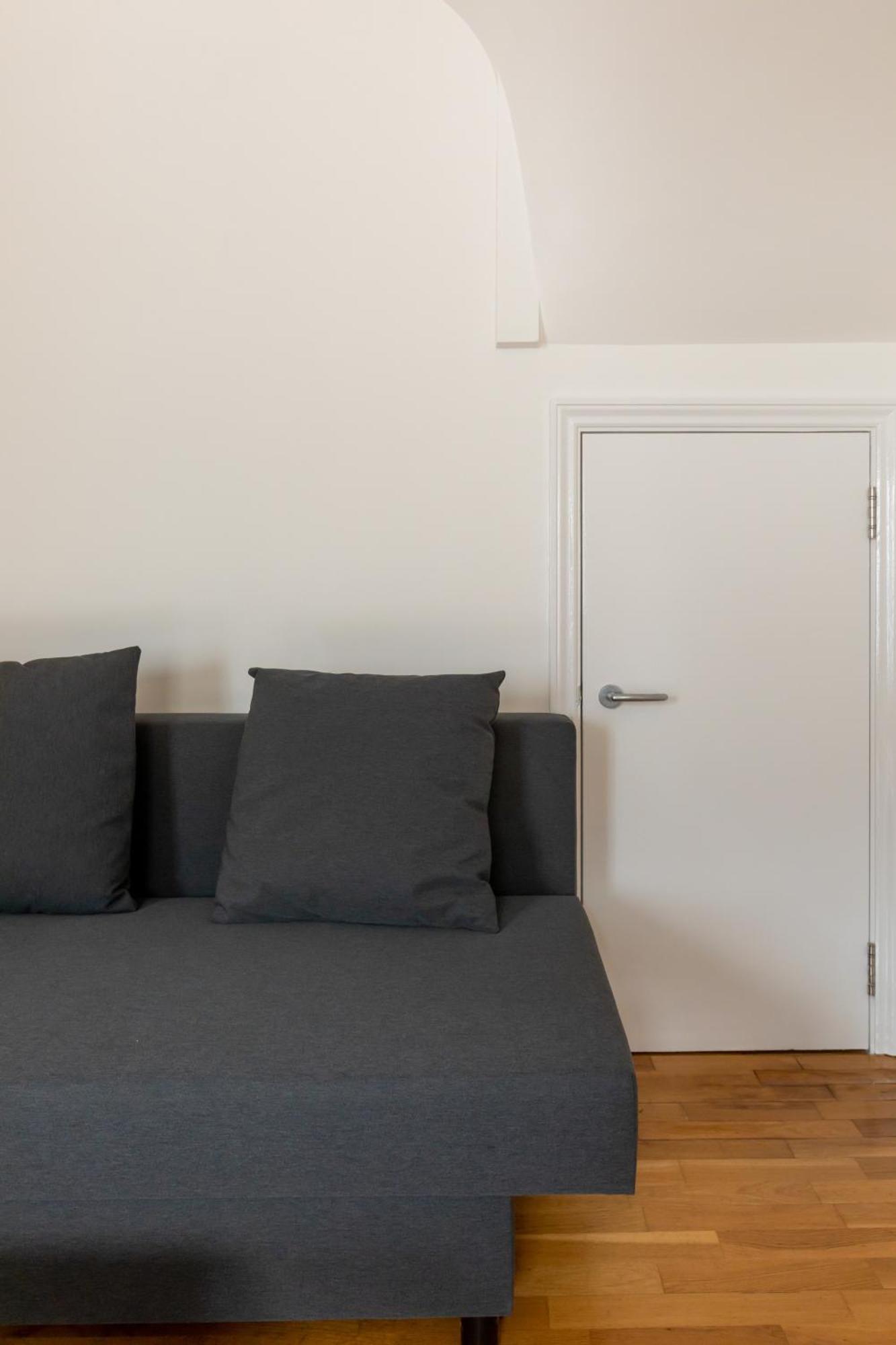 Spaciously Renovated 2bd Flat - Camden Apartment London