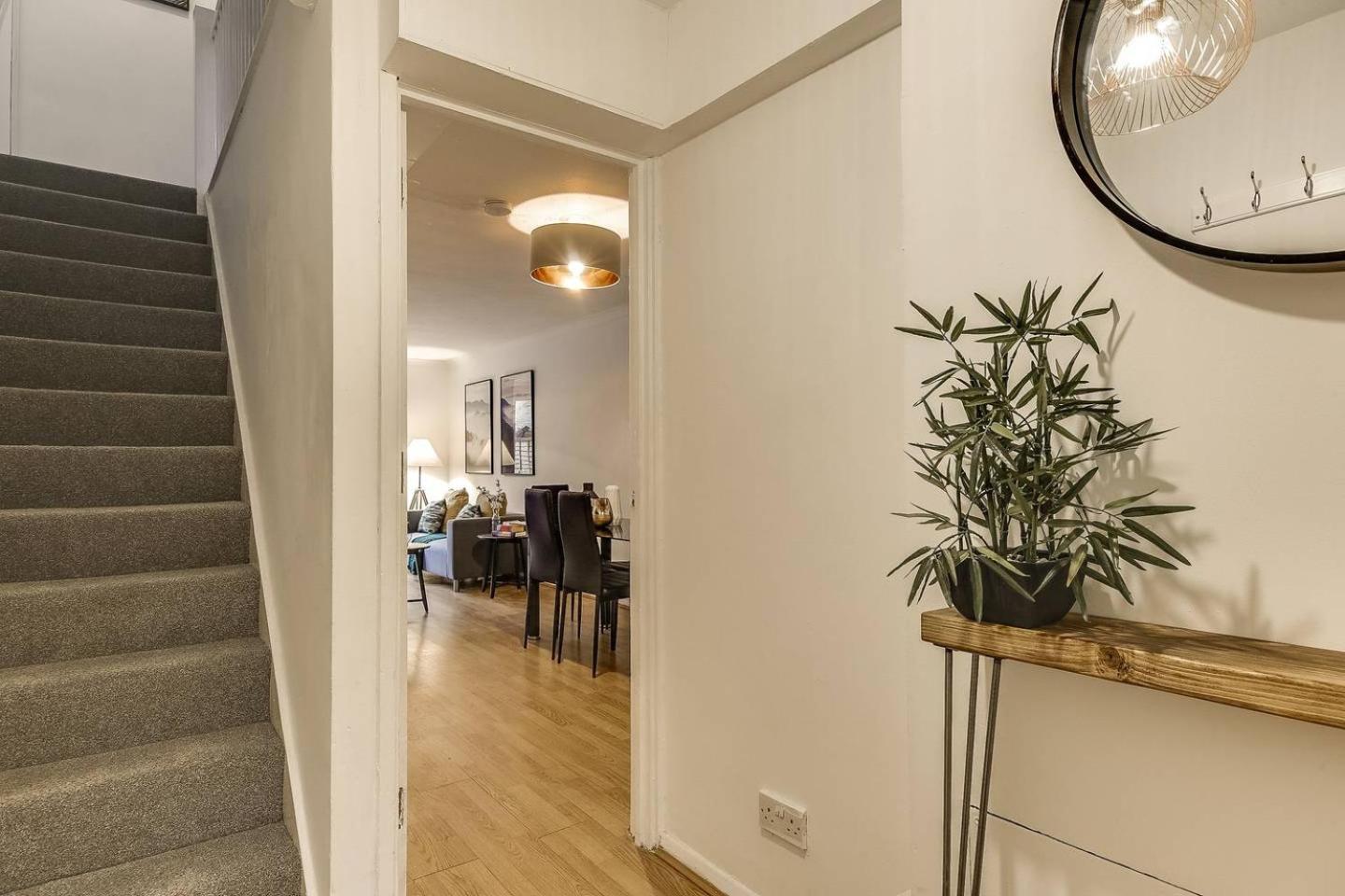 Apartment Lovely 4 Bedroom House With Garden Near Waterloo London