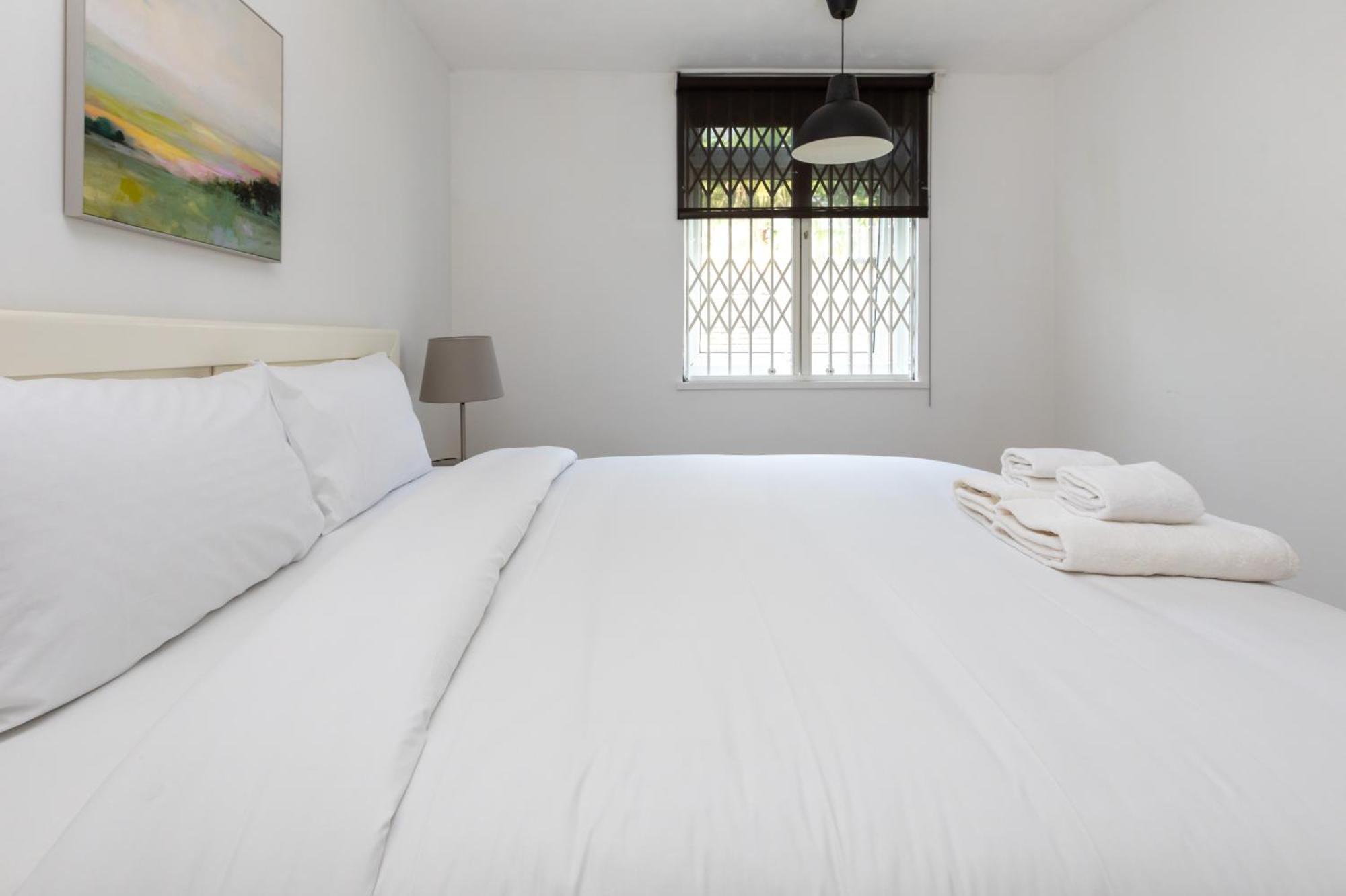 Spacious & Welcoming 4bd House - Kennington *