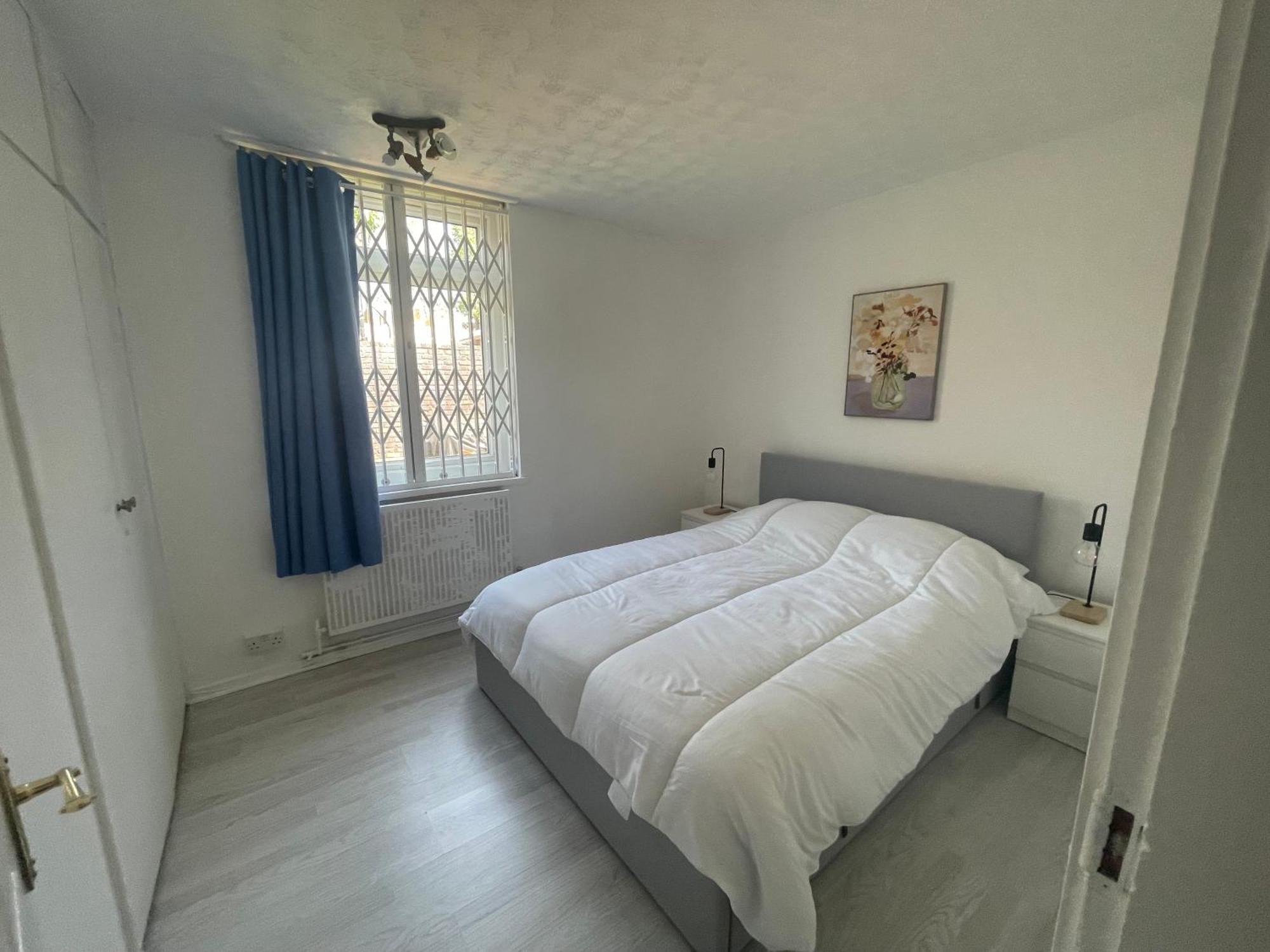 Spacious & Welcoming 4bd House - Kennington Apartment London