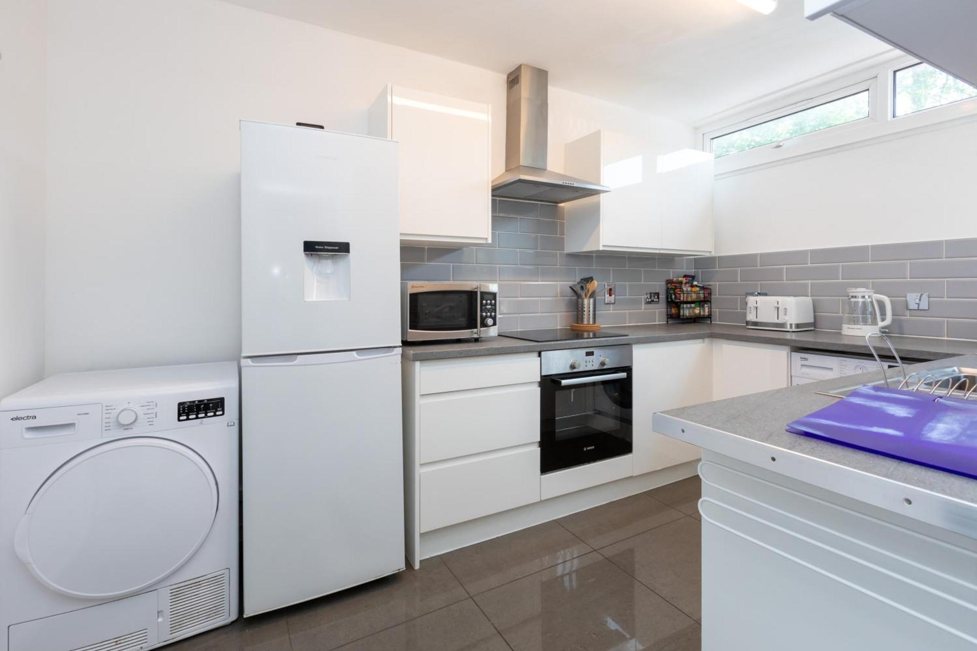 Spacious & Welcoming 4bd House - Kennington
