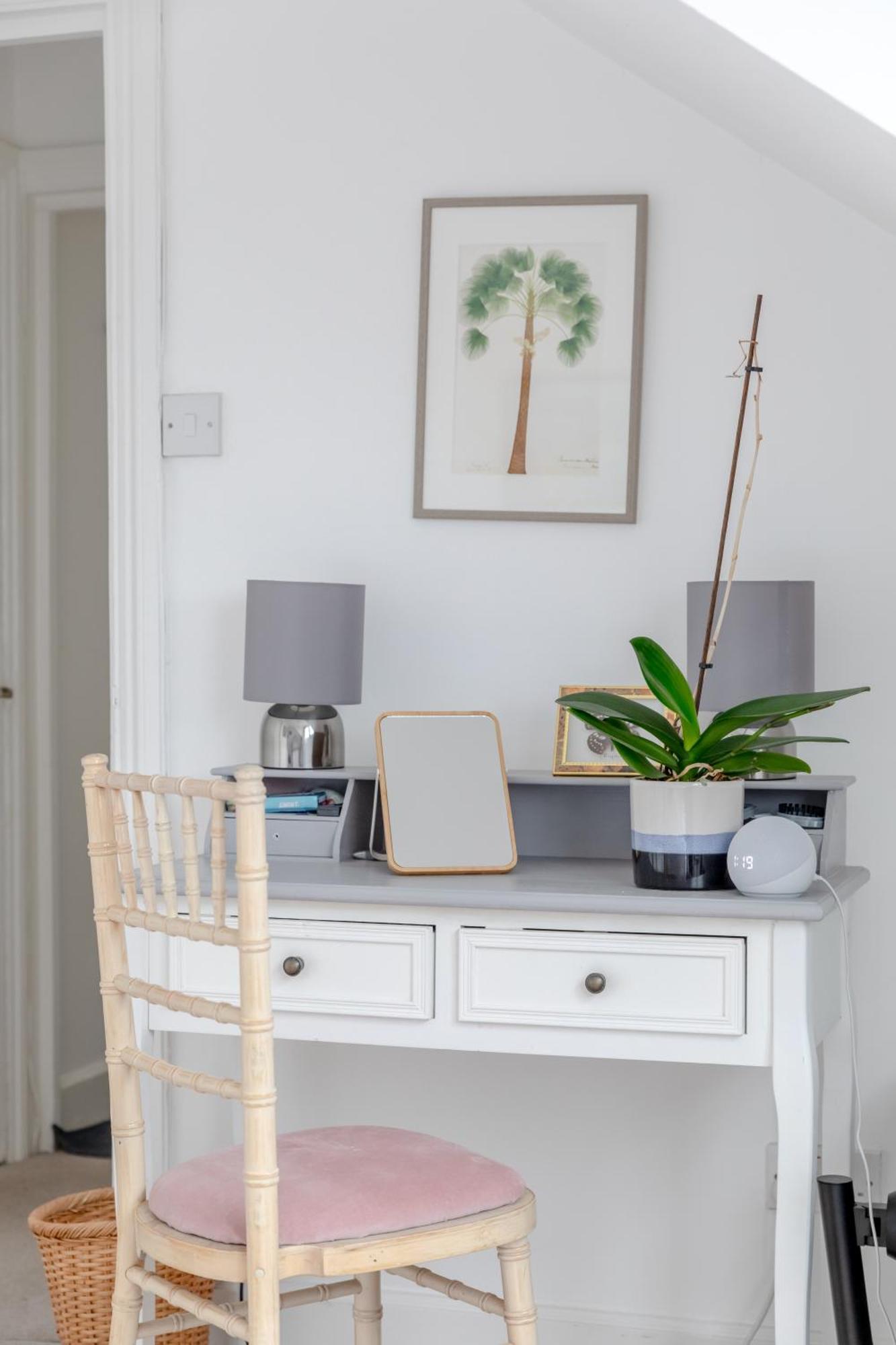 Apartment Floor 1bd Flat With Balcony - Ladbroke Grove London