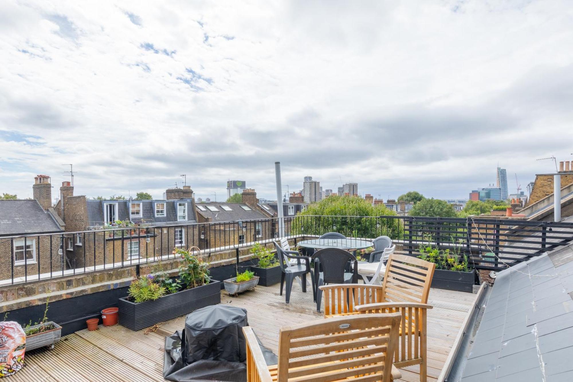 Floor 1bd Flat With Balcony - Ladbroke Grove