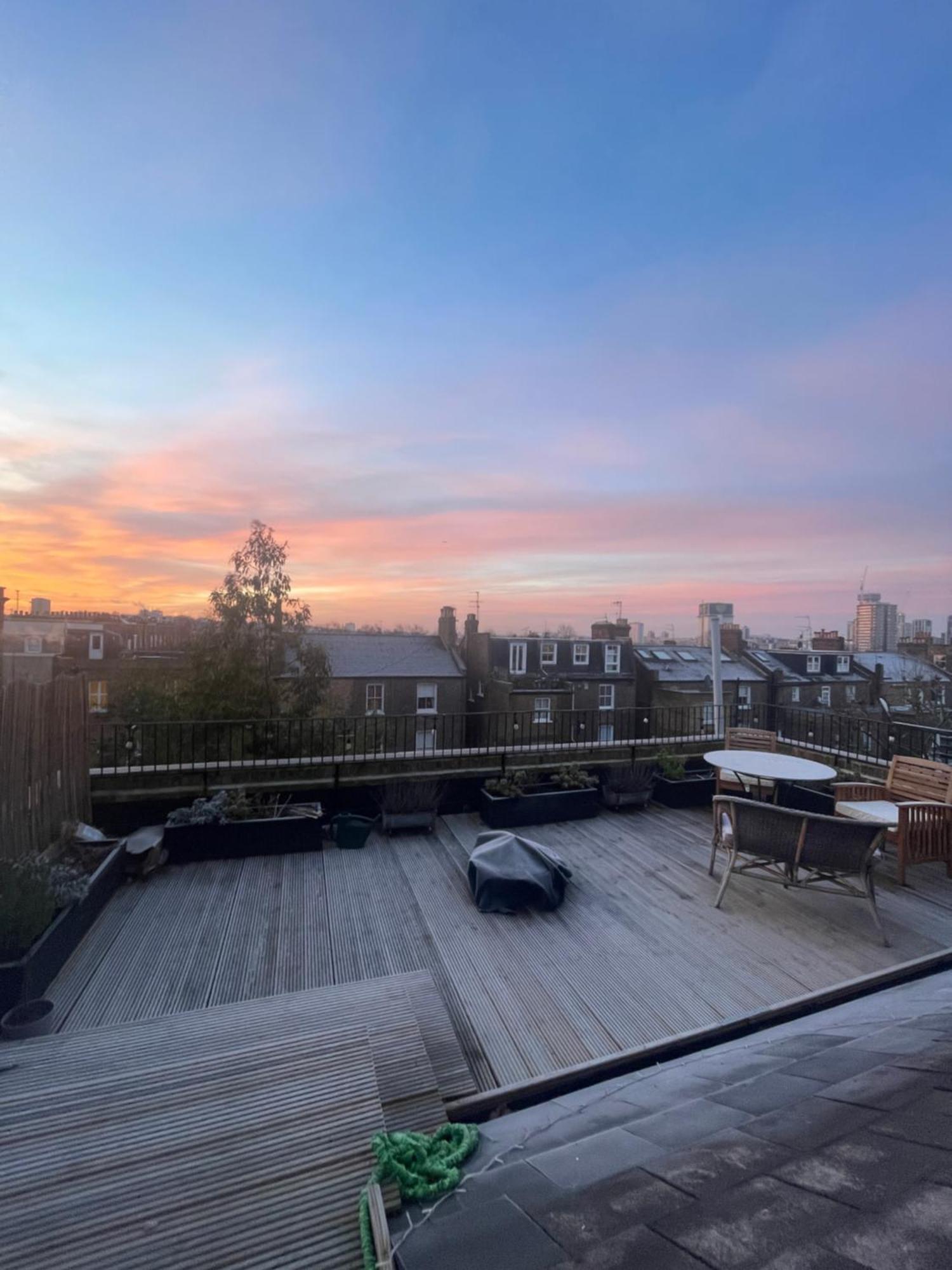 Floor 1bd Flat With Balcony - Ladbroke Grove *