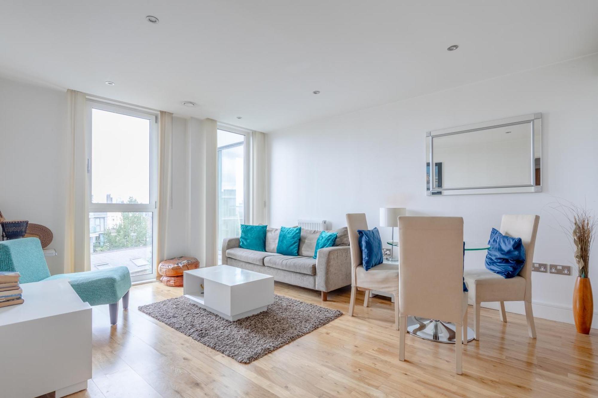 Apartment Sleek & Sunny 1bd Flat Near Greenwhich - Deptford!