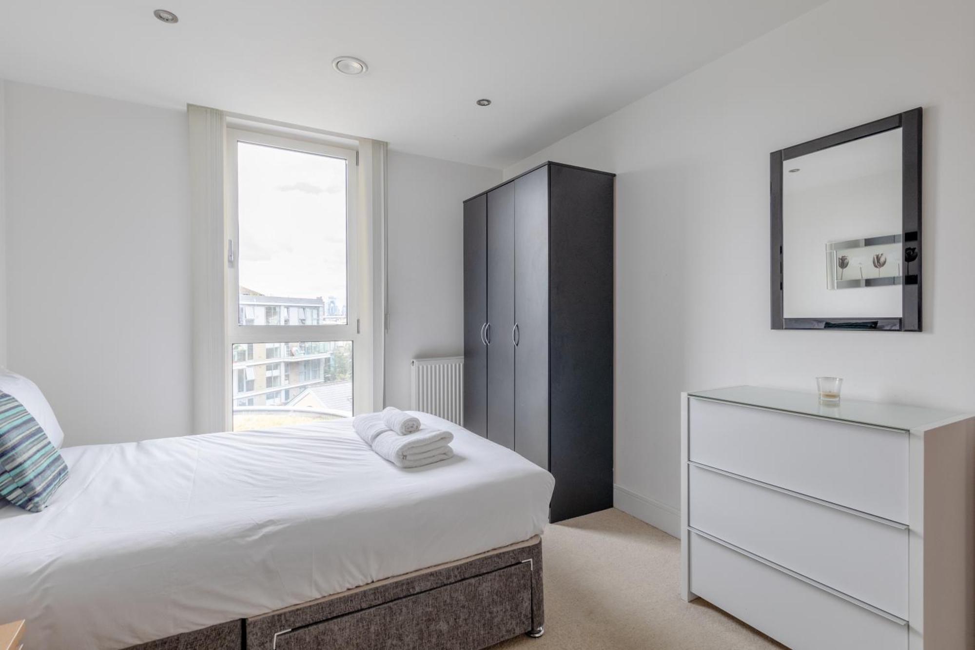 Sleek & Sunny 1bd Flat Near Greenwhich - Deptford! London