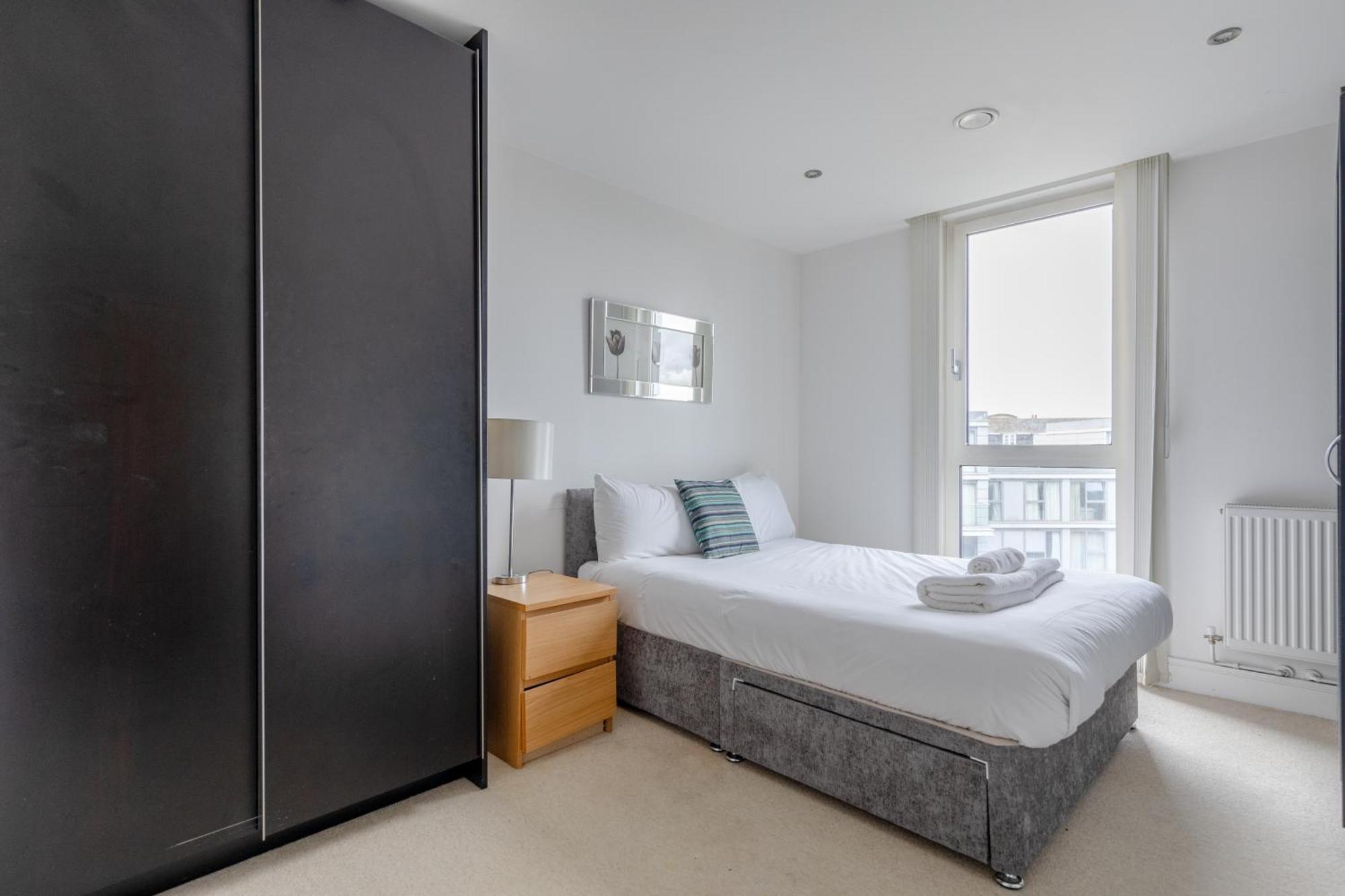 Apartment Sleek & Sunny 1bd Flat Near Greenwhich - Deptford!