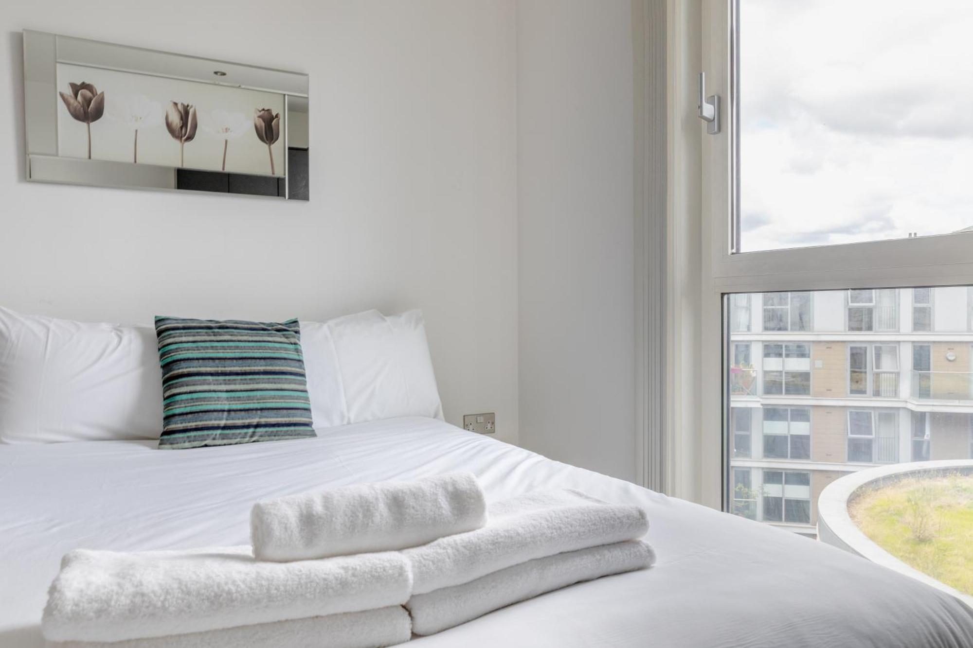 Apartment Sleek & Sunny 1bd Flat Near Greenwhich - Deptford! *