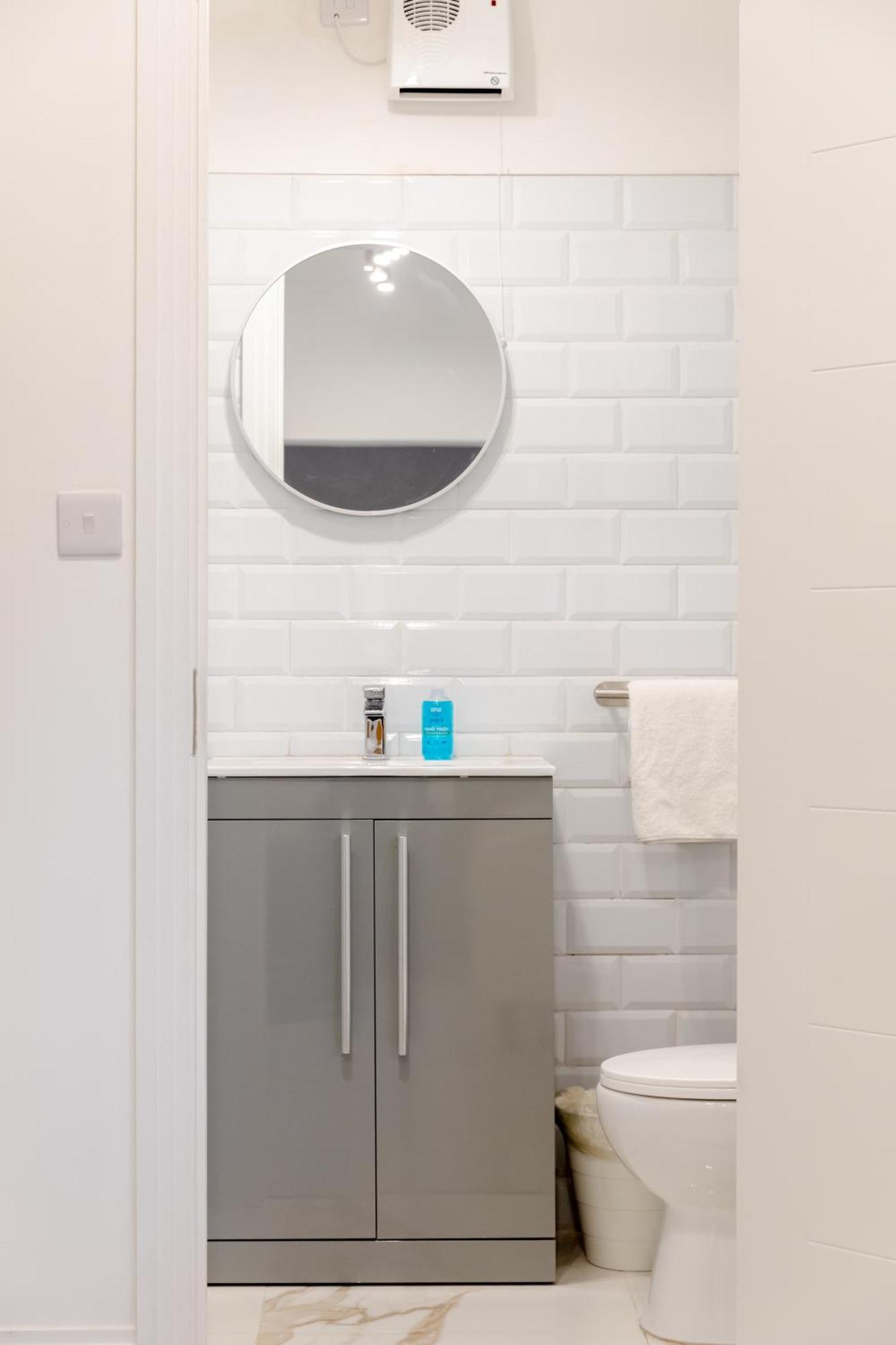 Contemporary 1bd Flat - Willesden Green! Apartment London