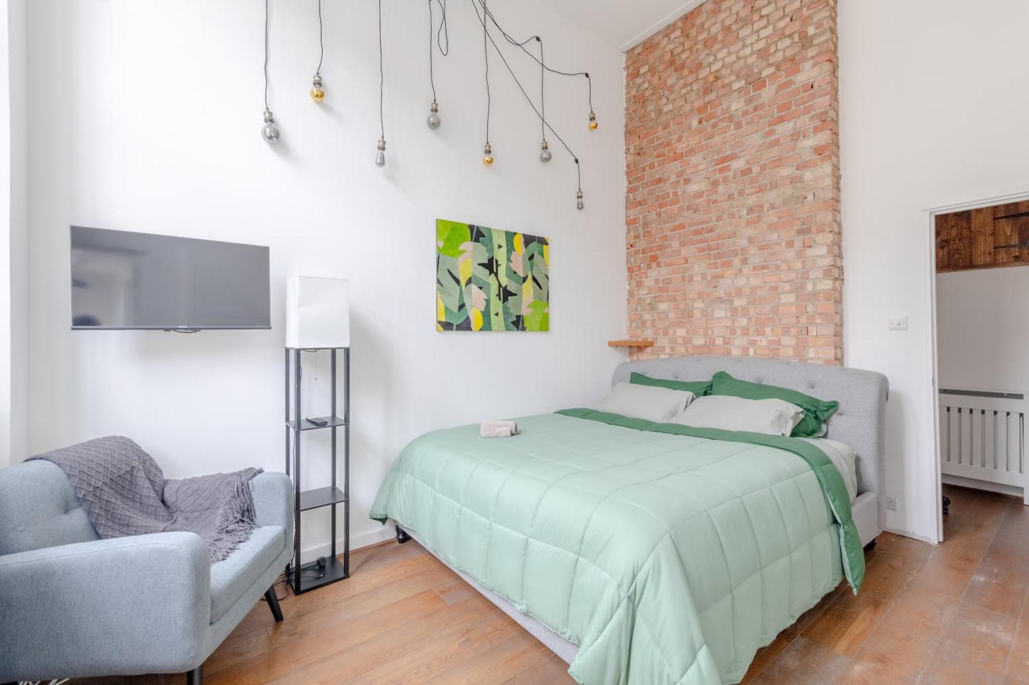 Apartment Luxurious & Chic 2bd Warehouse Flat - Old Street!