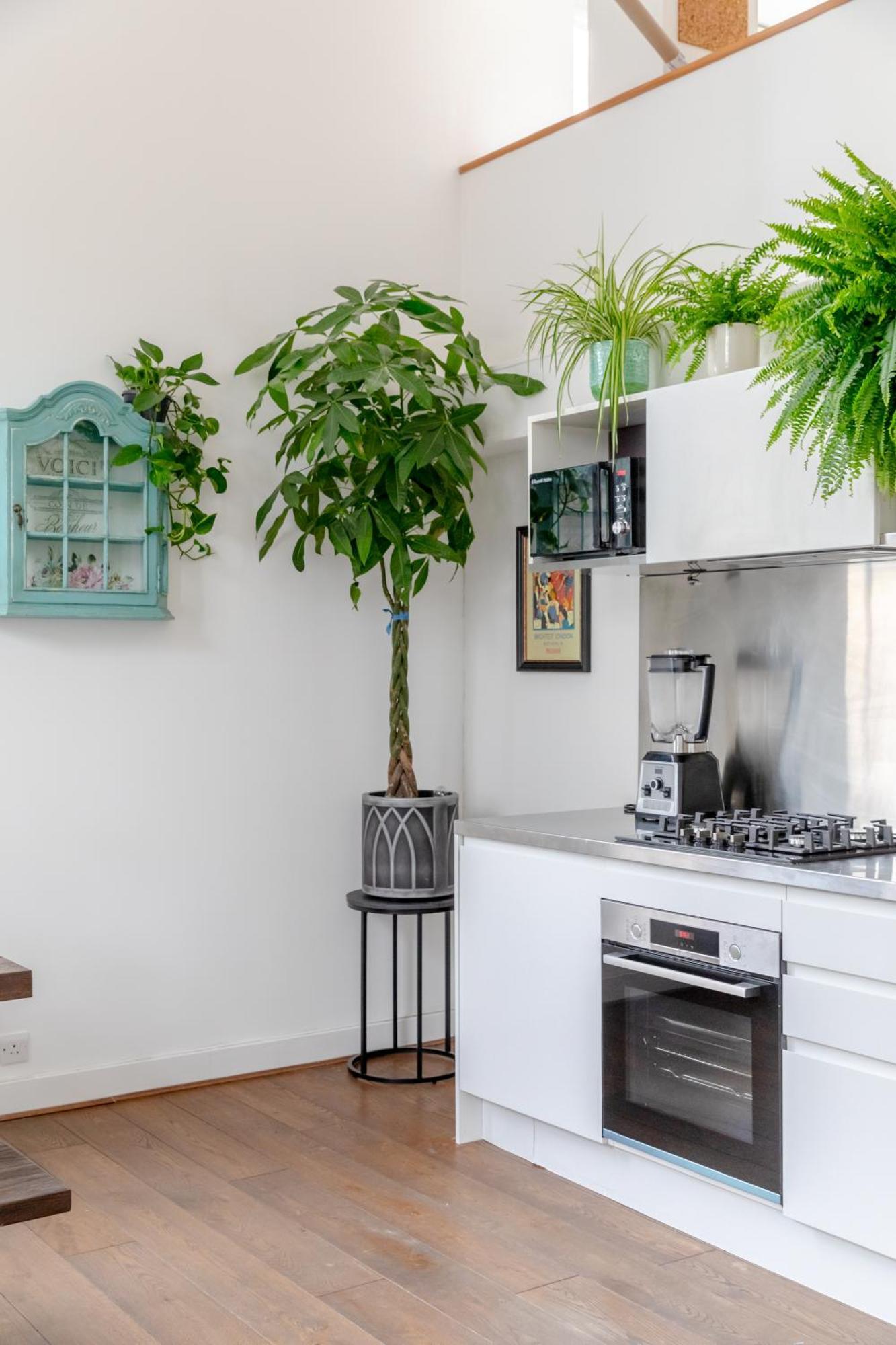Luxurious & Chic 2bd Warehouse Flat - Old Street!