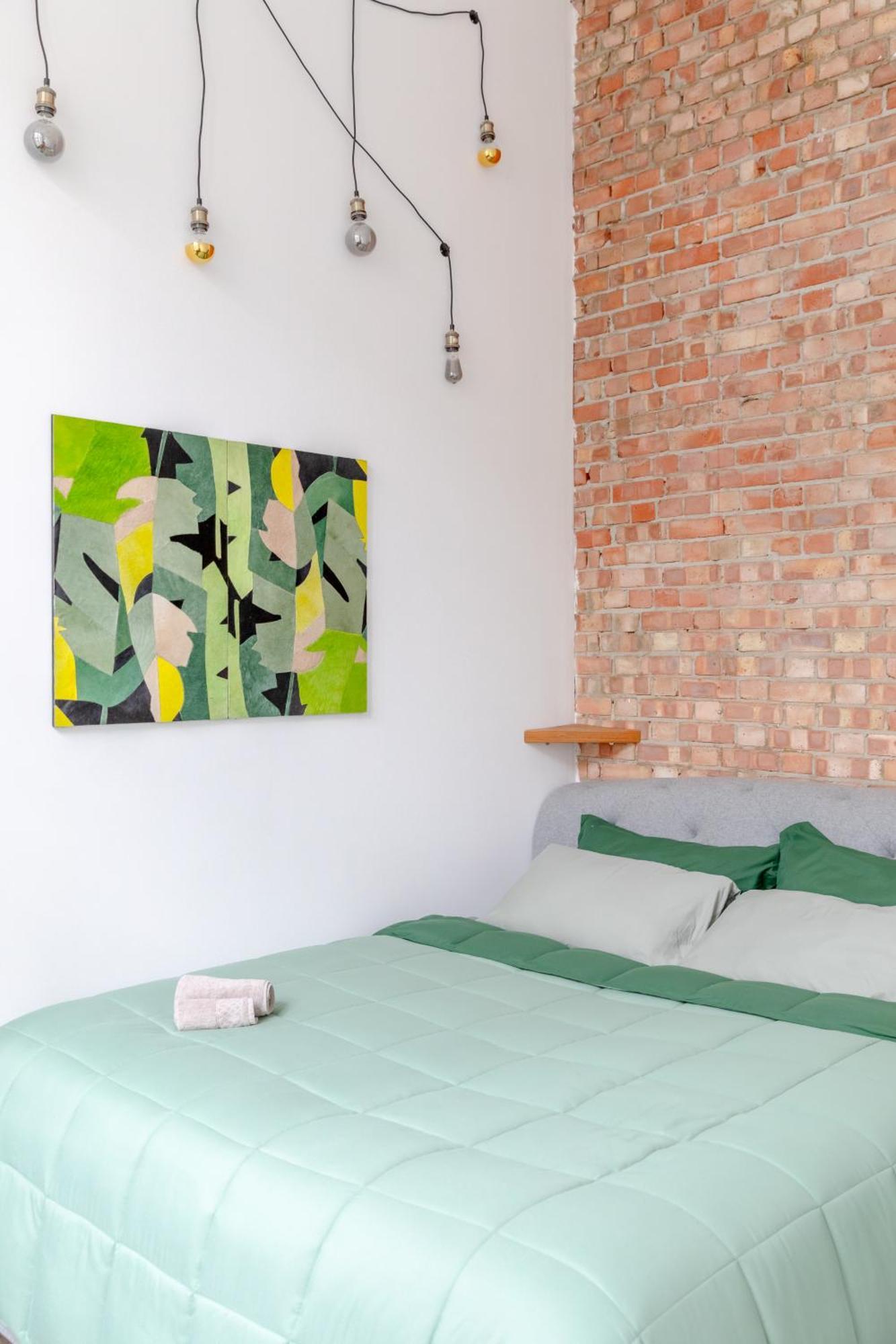 Luxurious & Chic 2bd Warehouse Flat - Old Street! Apartment London