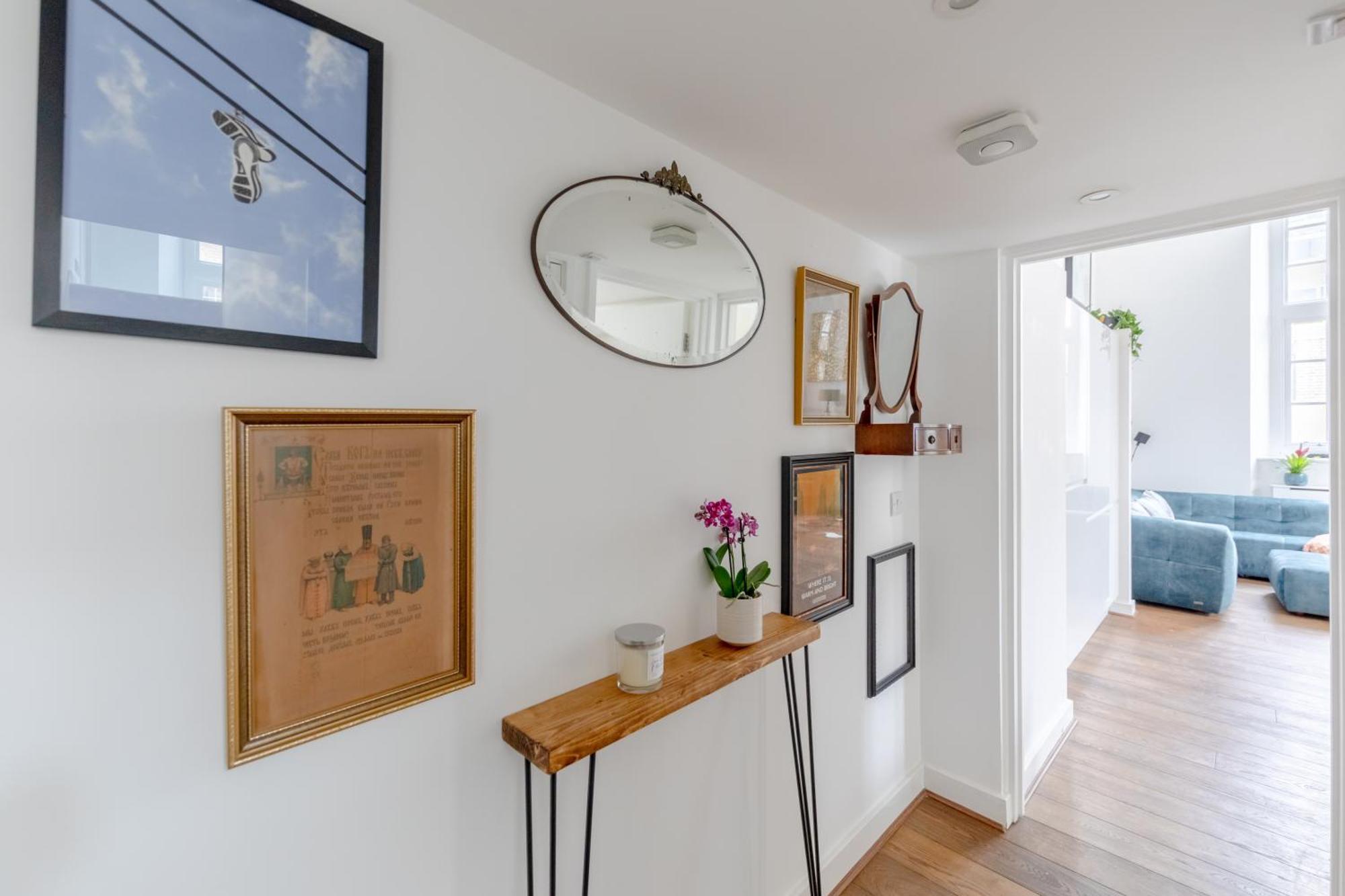 Luxurious & Chic 2bd Warehouse Flat - Old Street! *