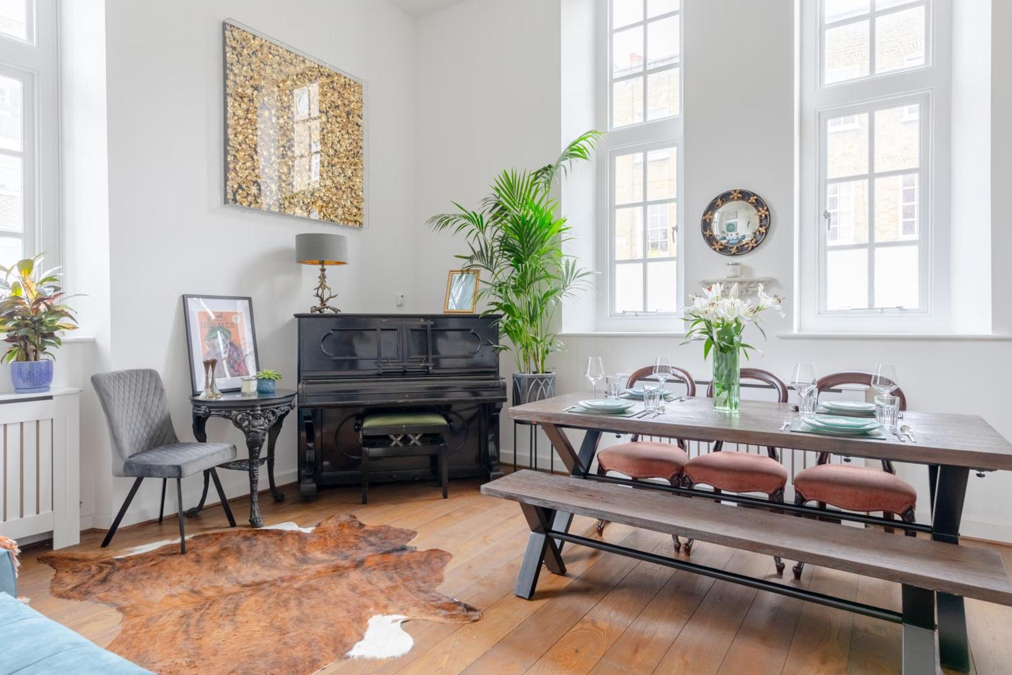 Luxurious & Chic 2bd Warehouse Flat - Old Street! Apartment