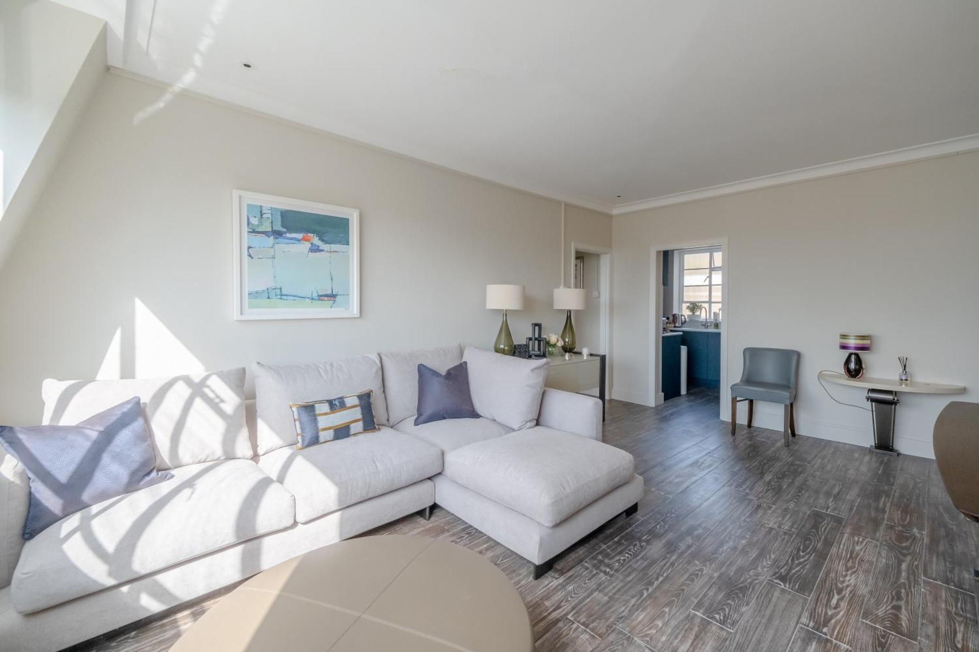 Apartamento Beautifully Decorated 1bd Oasis - Earl's Court!