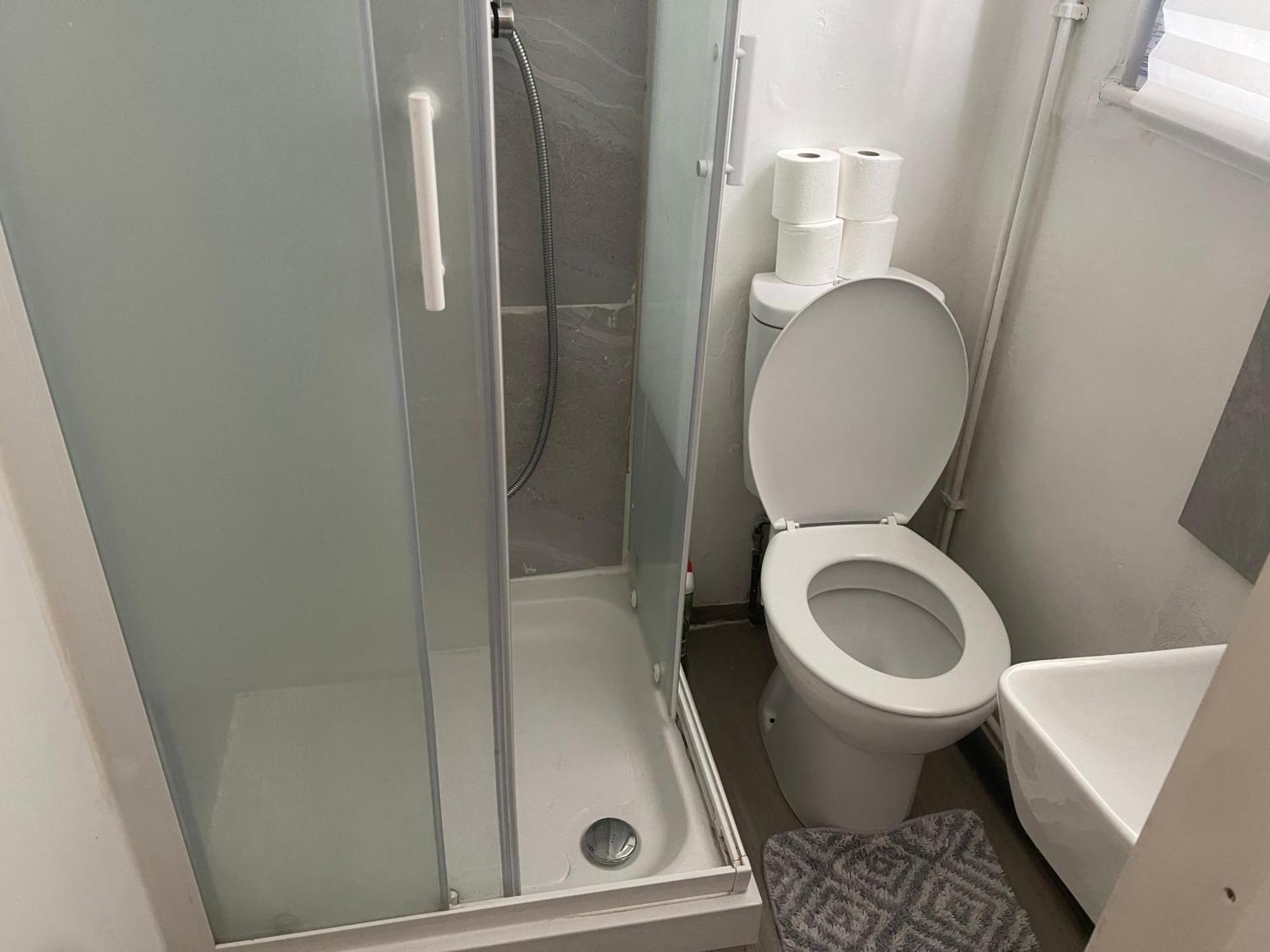 Impeccable 1-bed In