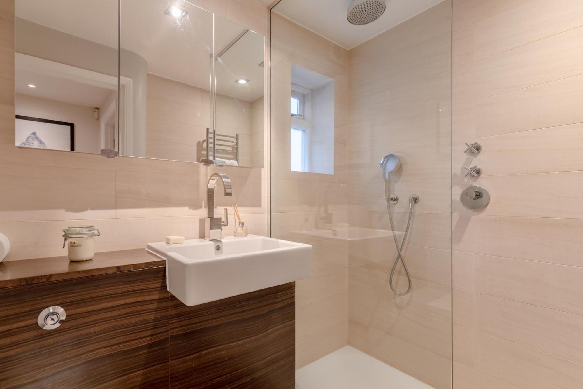 Secluded & Serene 3bd Family - Wandsworth! Apartment *