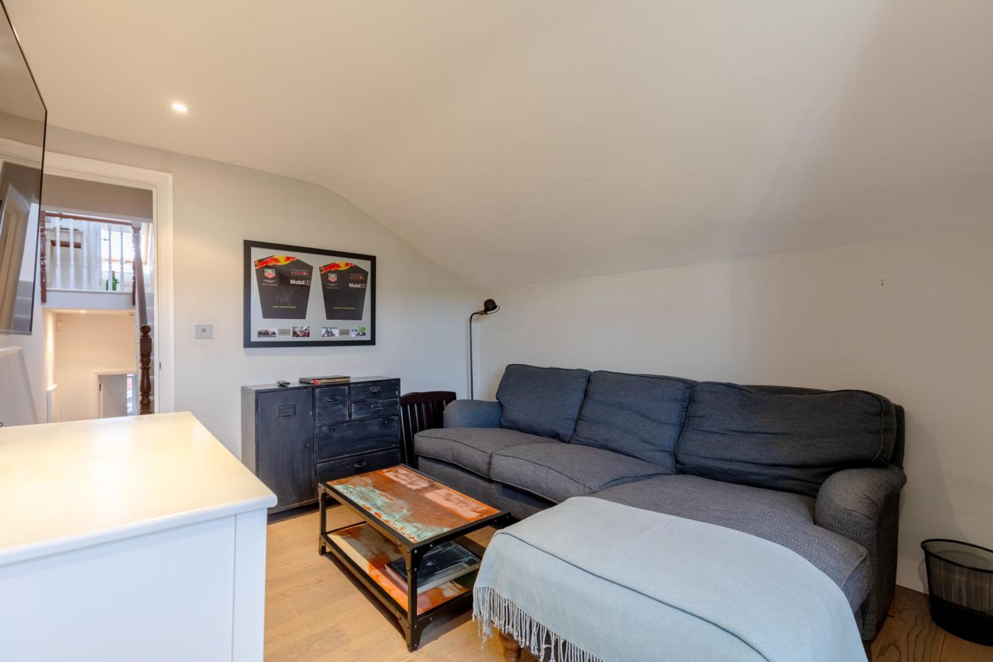 Secluded & Serene 3bd Family - Wandsworth! London