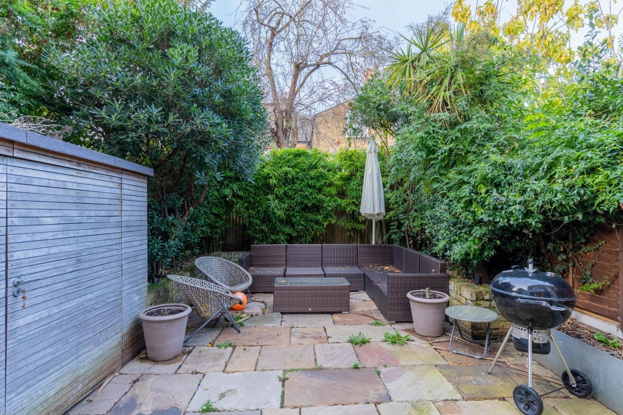 Secluded & Serene 3bd Family - Wandsworth! * London