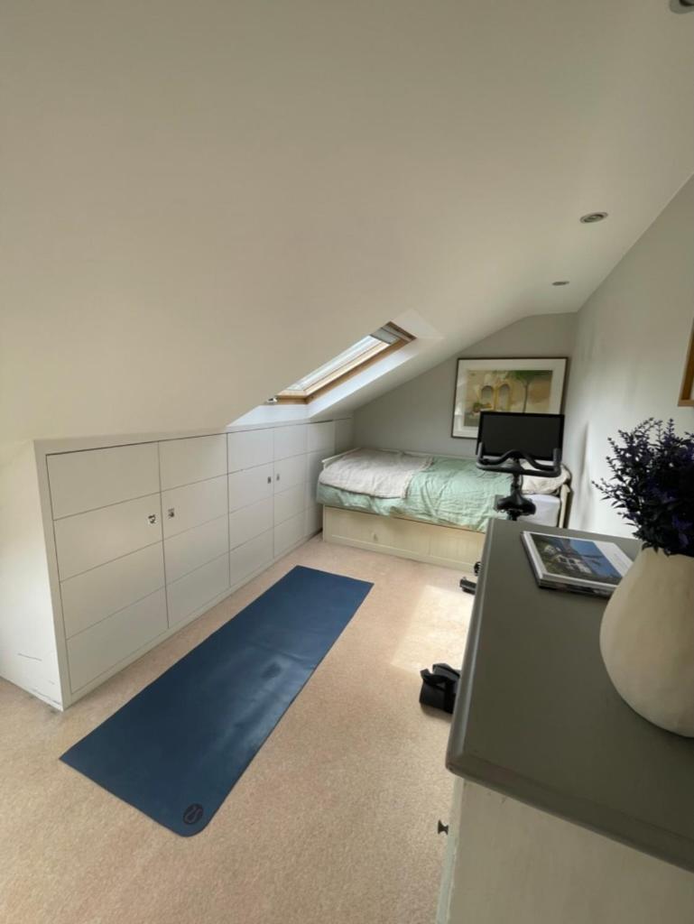 Secluded & Serene 3bd Family - Wandsworth!