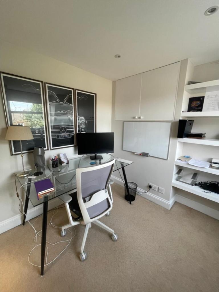 Apartment Secluded & Serene 3bd Family - Wandsworth! *