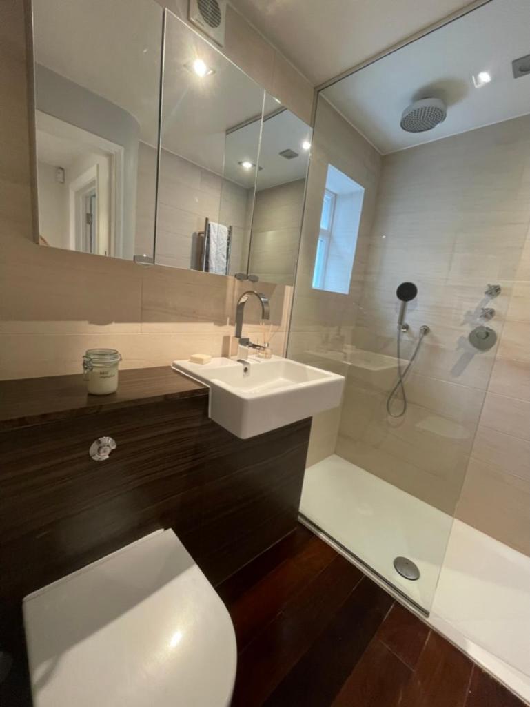 Secluded & Serene 3bd Family - Wandsworth! London