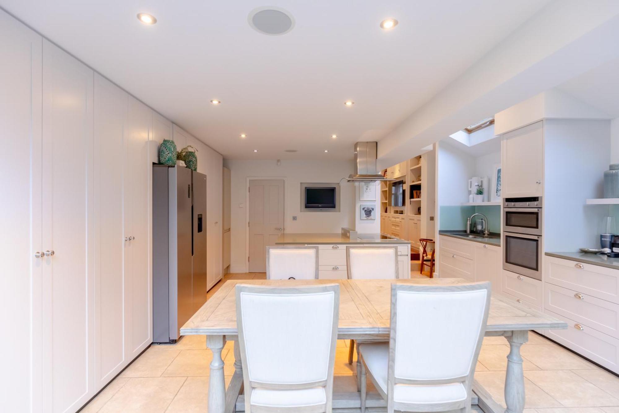 Secluded & Serene 3bd Family - Wandsworth! London
