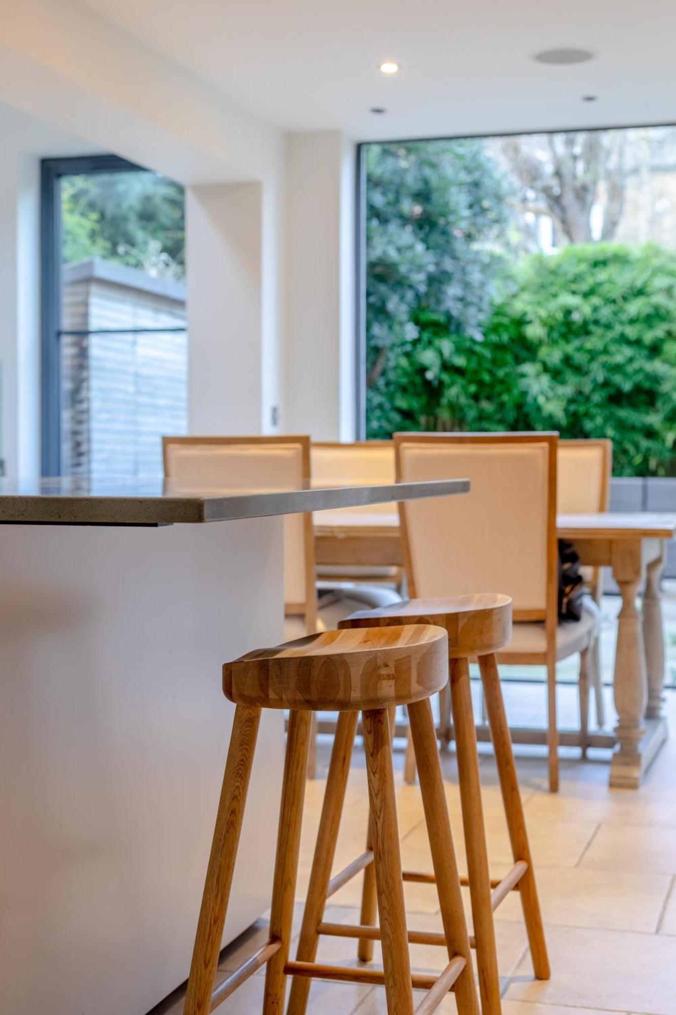 Apartment Secluded & Serene 3bd Family - Wandsworth! *
