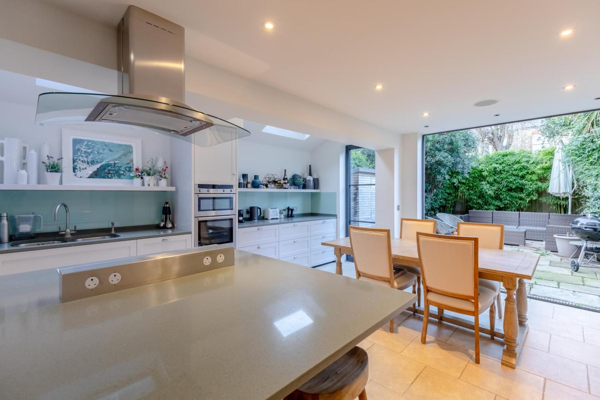 Secluded & Serene 3bd Family - Wandsworth! London