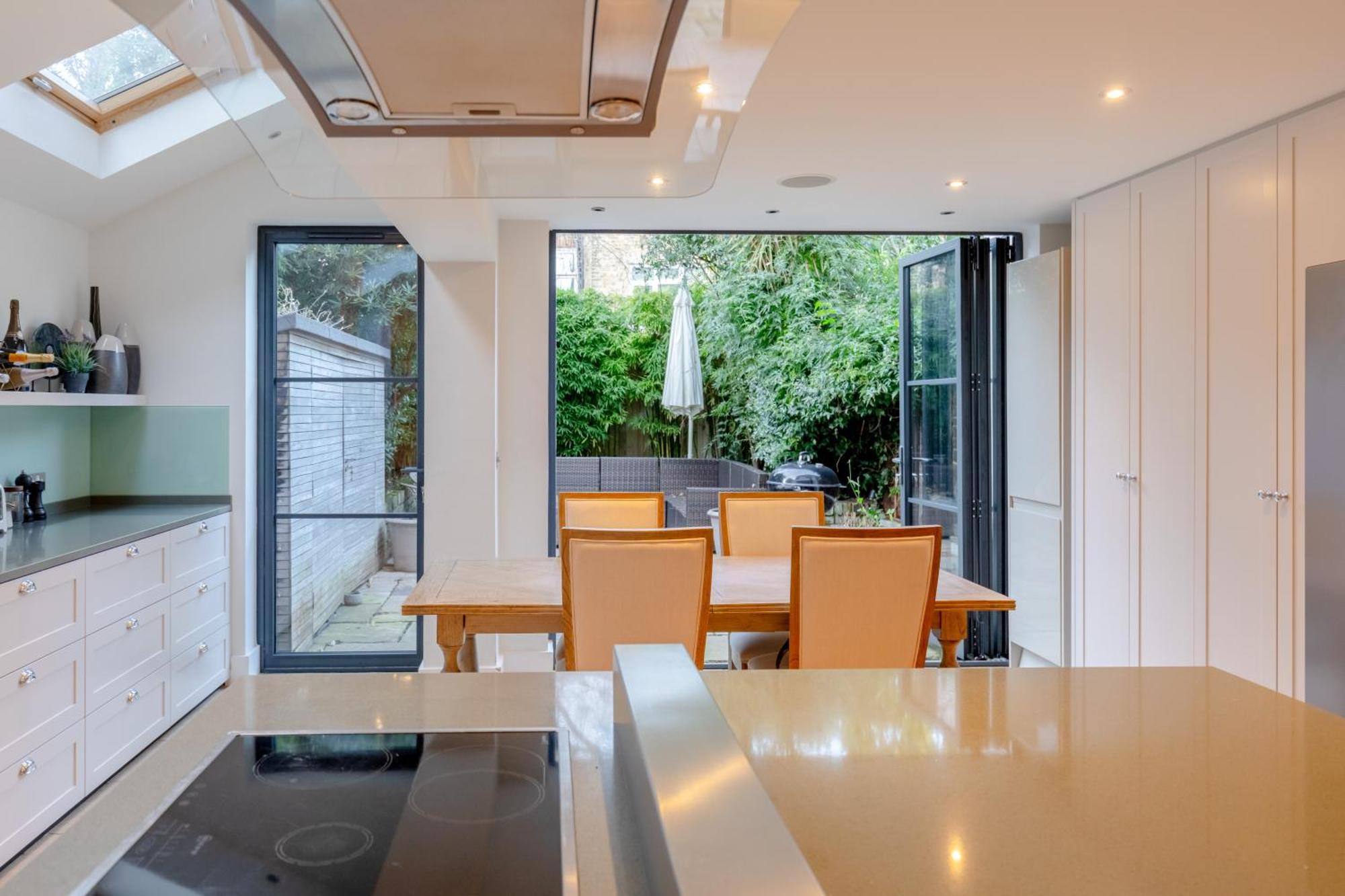 Apartment Secluded & Serene 3bd Family - Wandsworth! *
