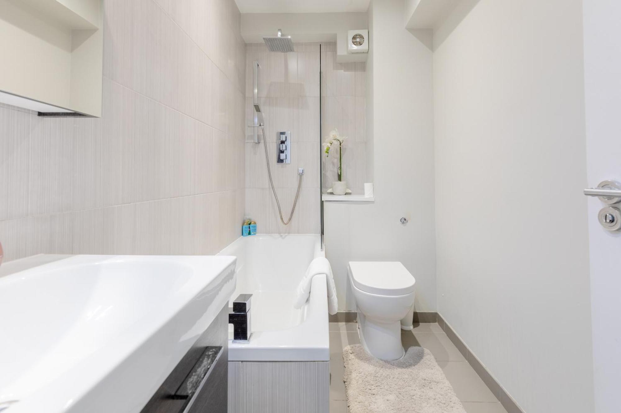 Chic High-end 1bd Flat - Near Borough Market! Apartment London