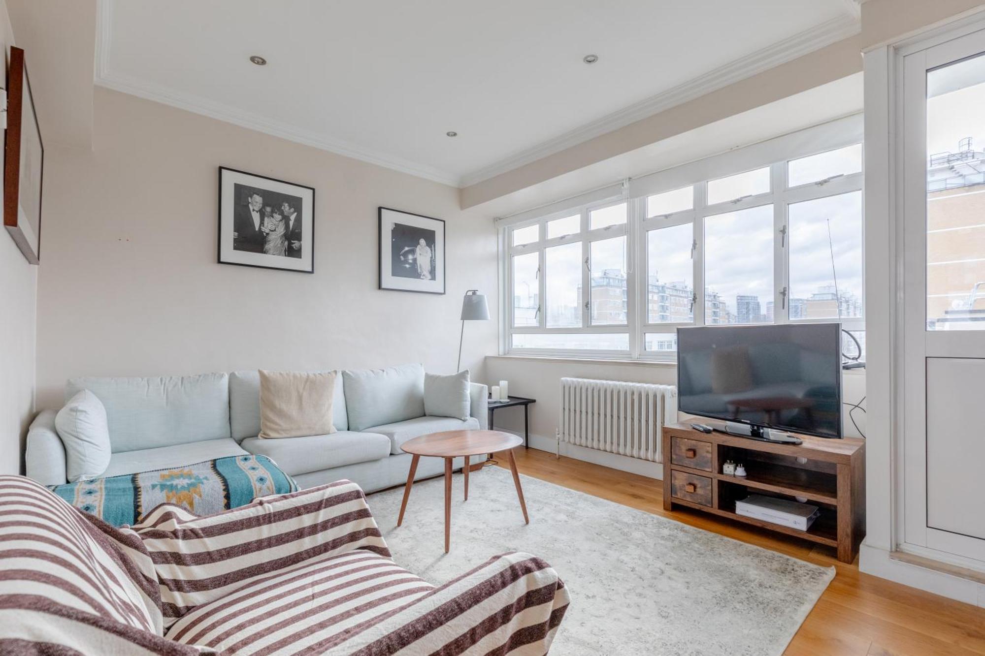 Apartment Superbly Located 2bd Flat Heart Of Pimlico!