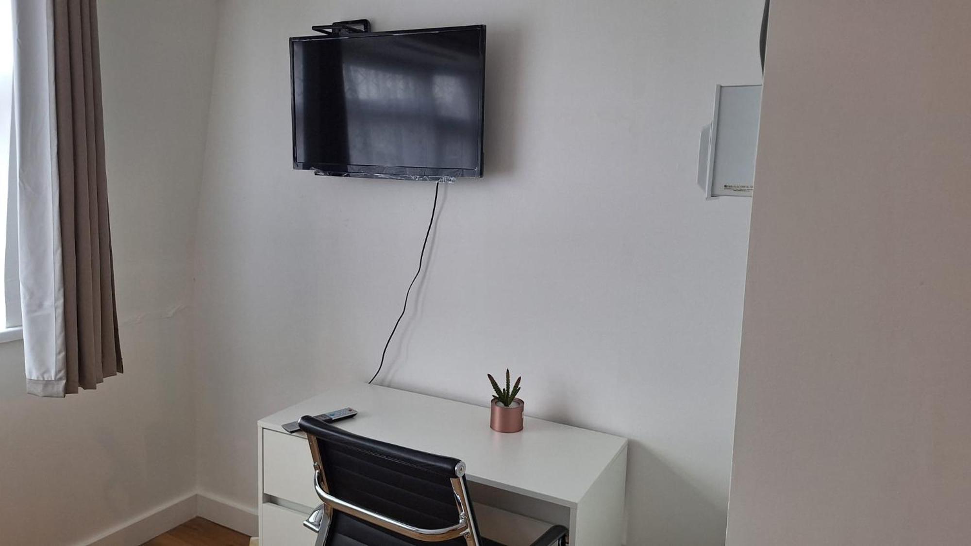 Docklands Near Excel And Airport 2 Double Ensuites For Up To 4 People * London