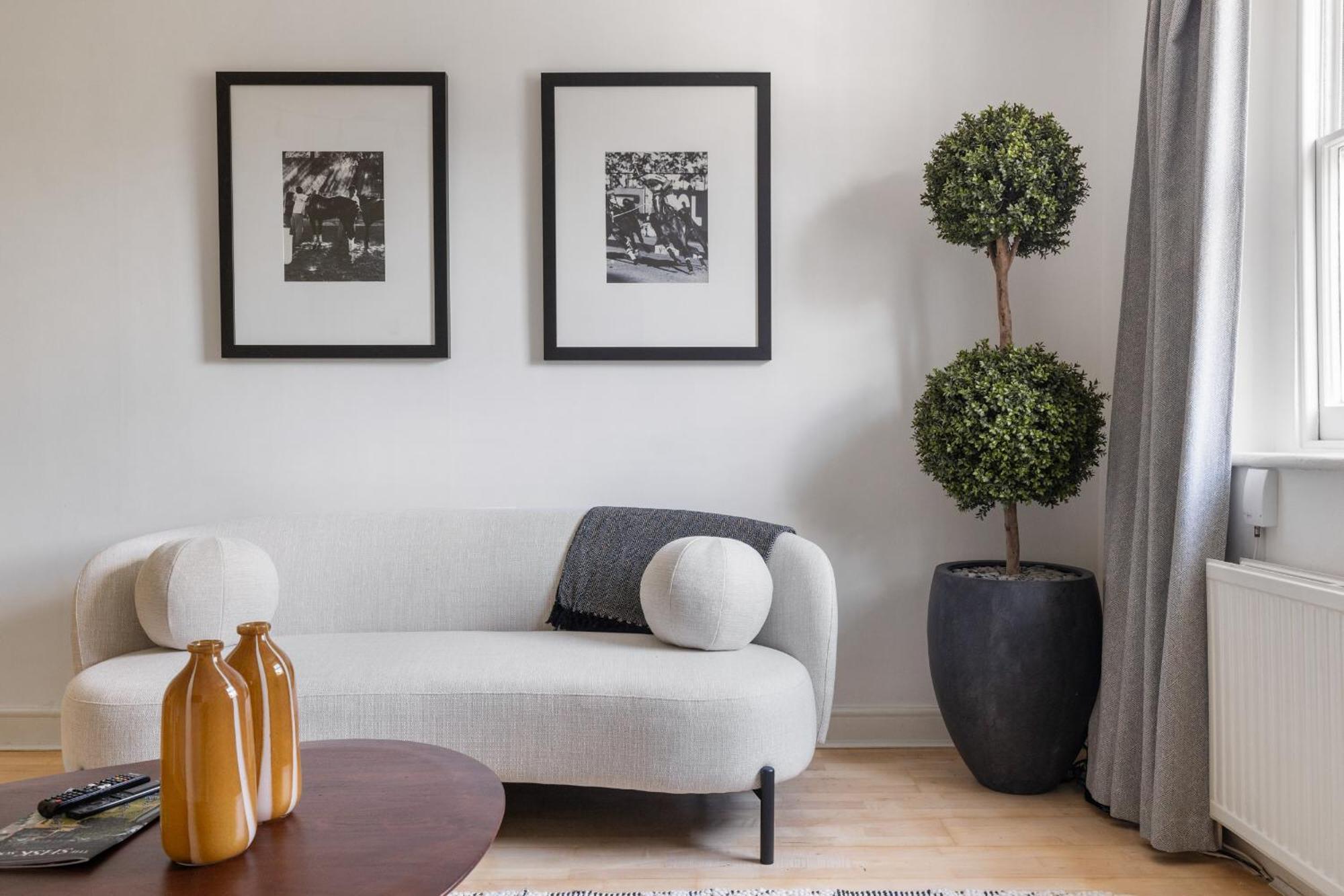 The South Kensington Palace By La Reserve Apartment London