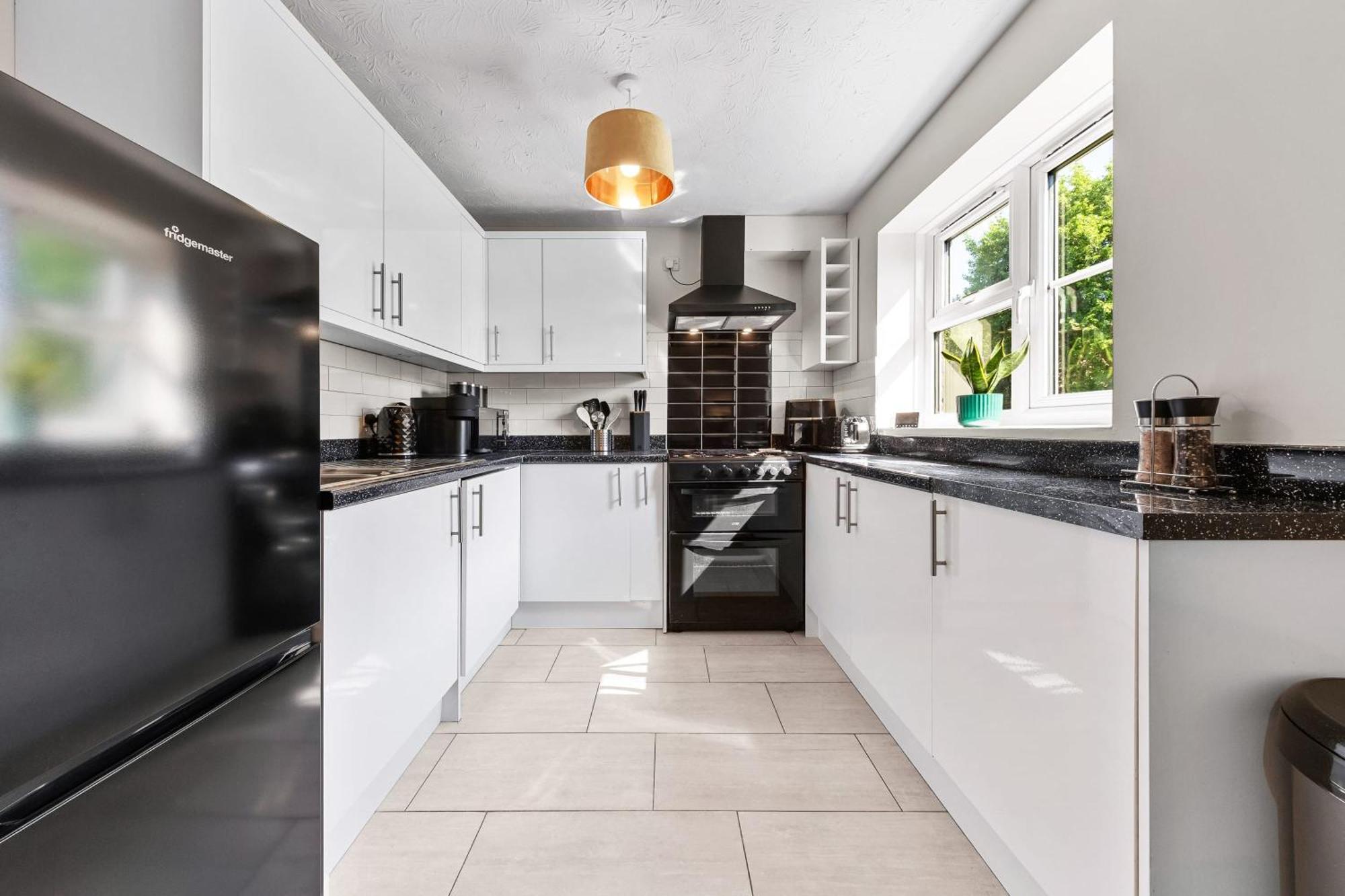 Apartment Beautiful 1 Bed Close To Amenities London