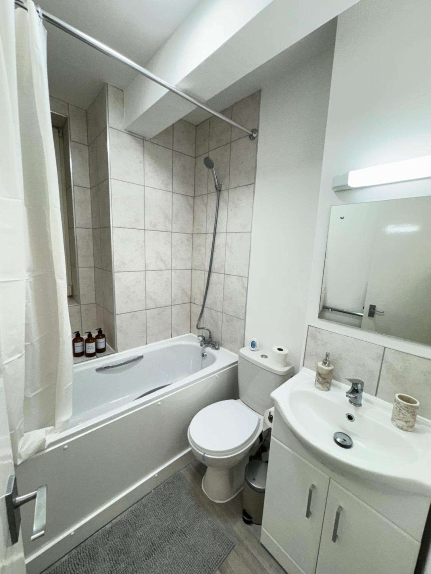 Spacious - South Kensington - Harrods Apartment