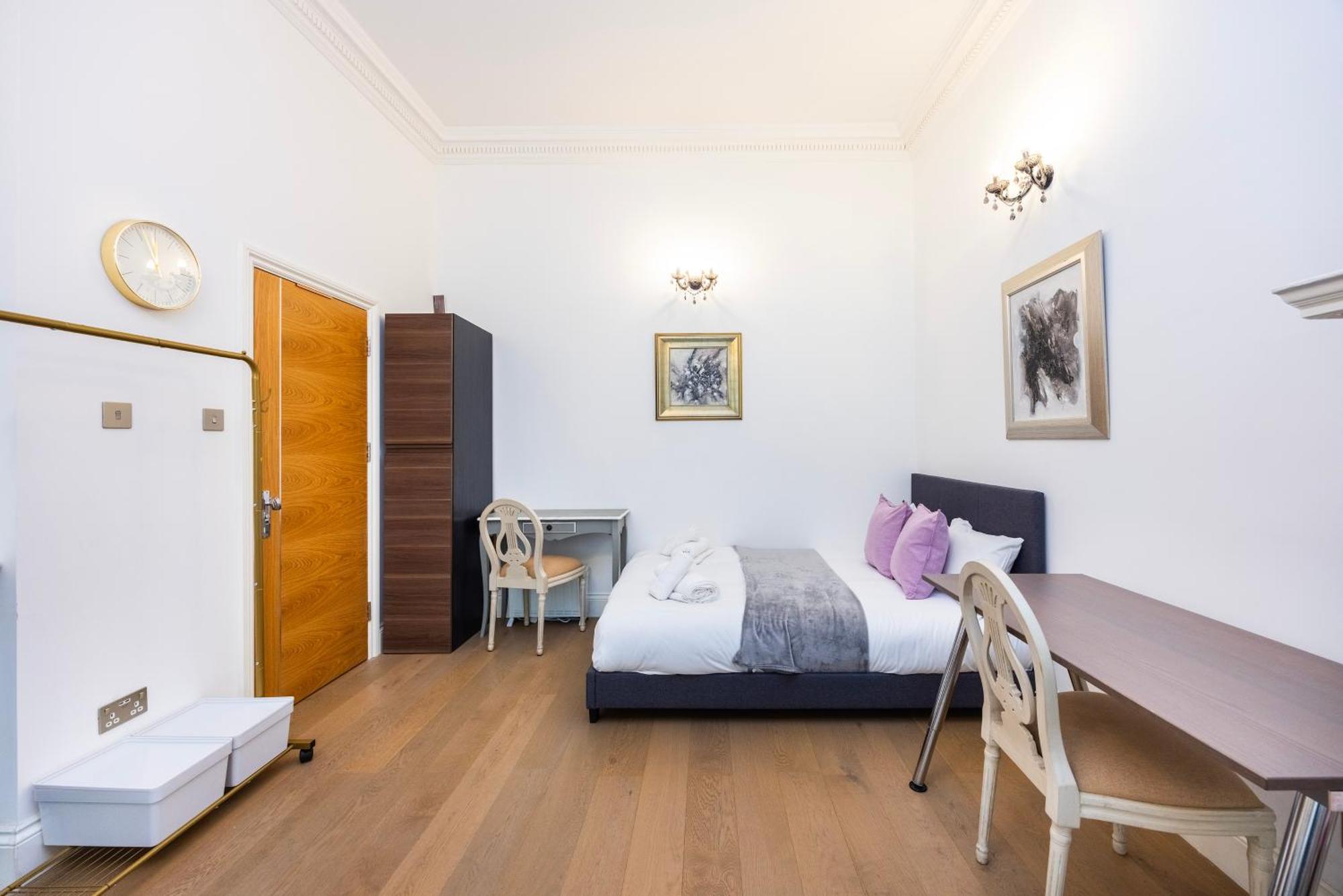Apartment Modern 1 Bedroom Near Kensington High Street *
