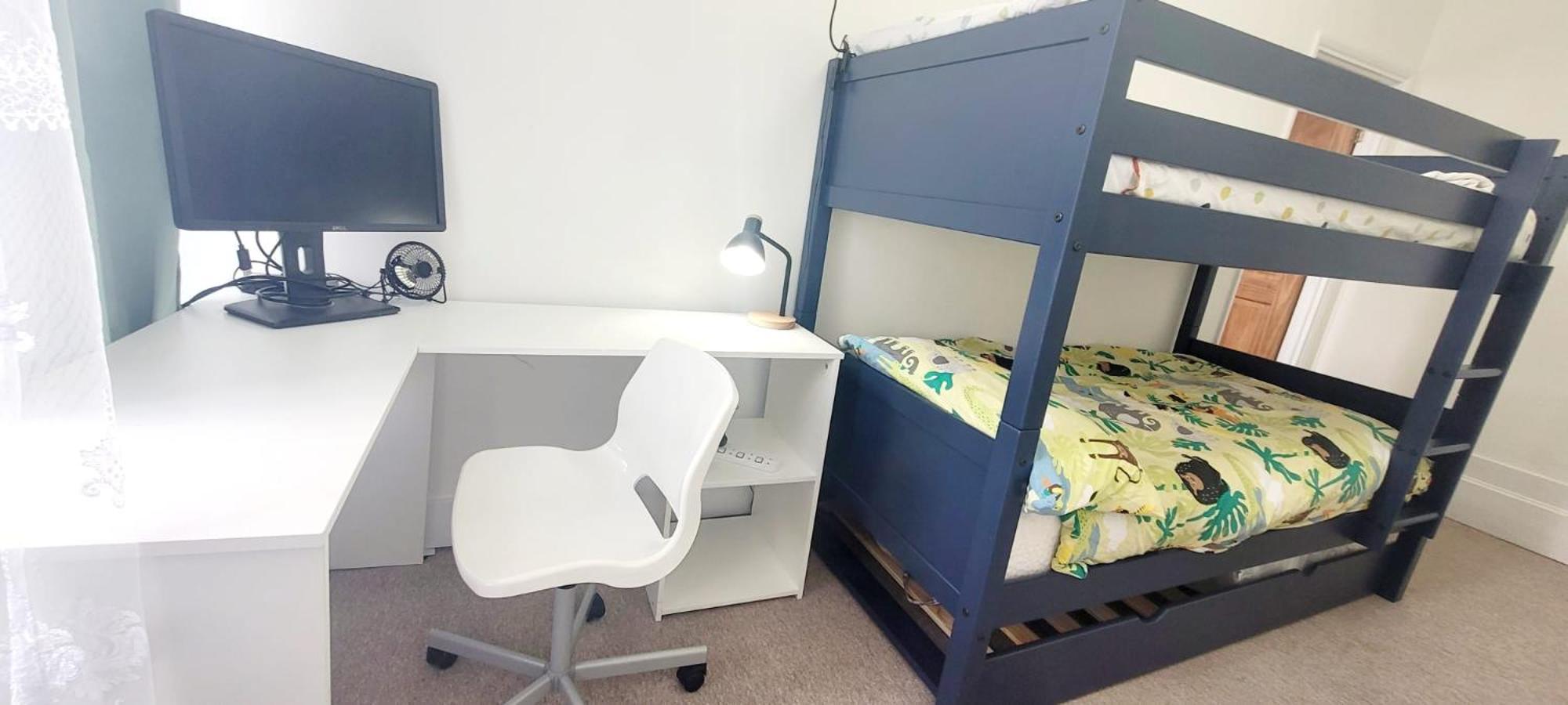 Stylish And Bright Flat In N8 Turnpike Lane - Piccadilly Line Apartamento Londres