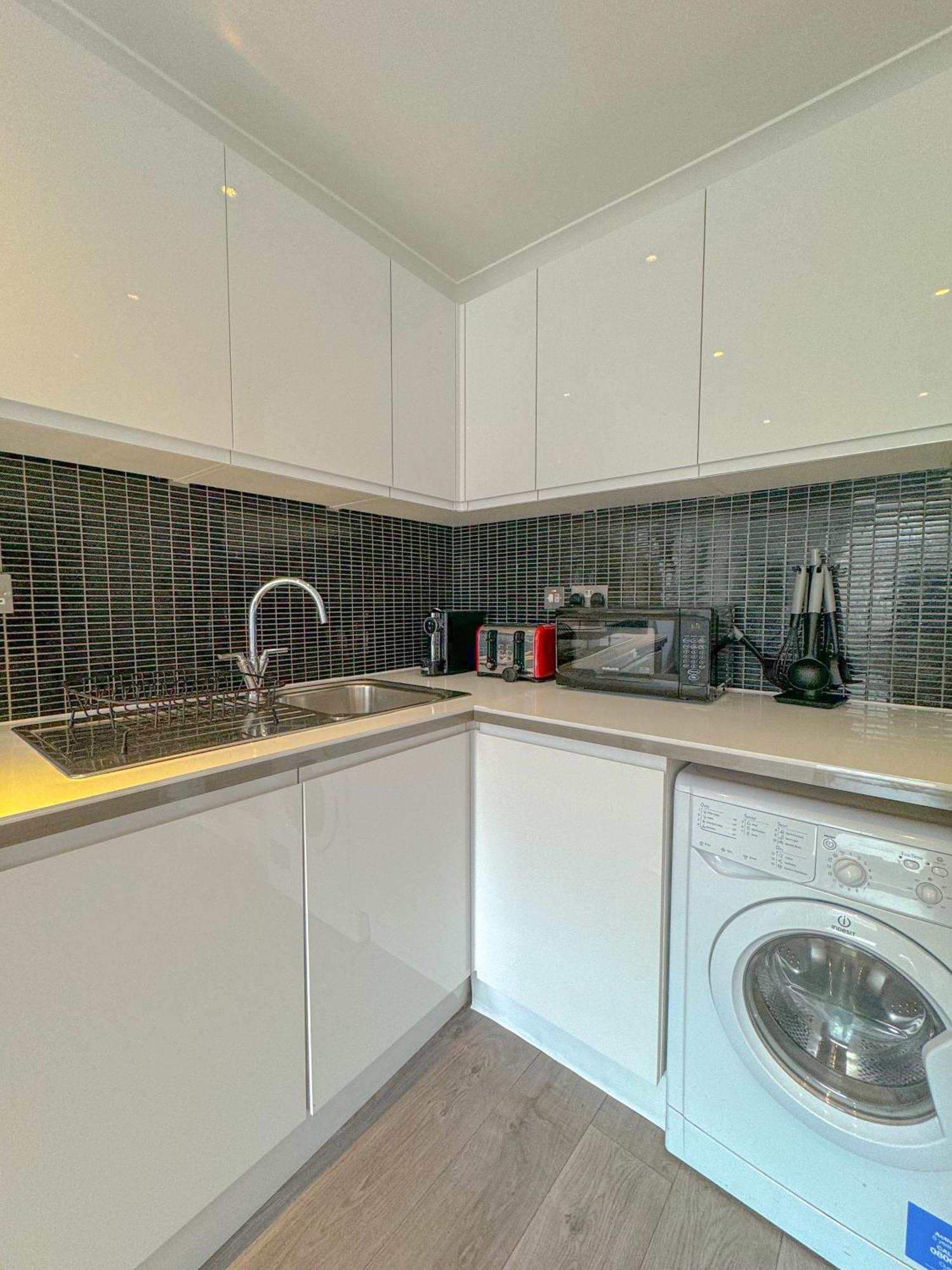 Conway Apartment *