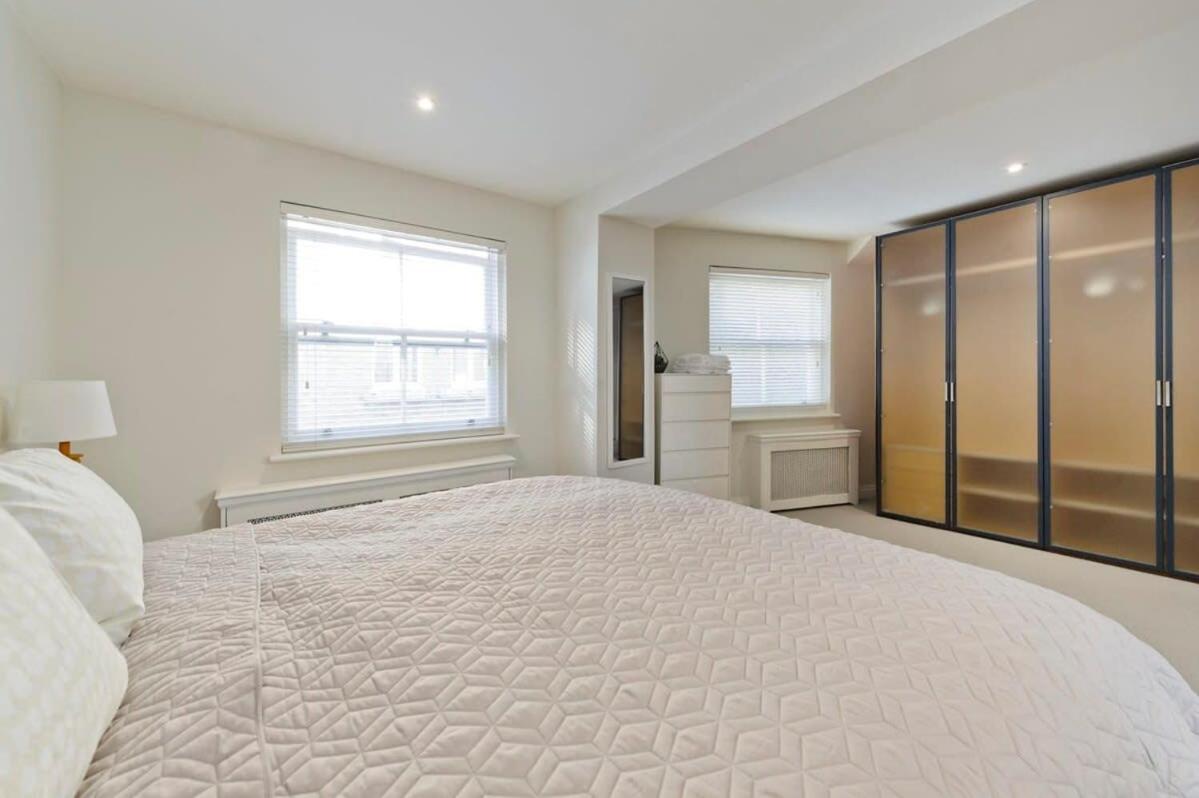Sweet Marble Arch 2 Bedroom Mews House * London