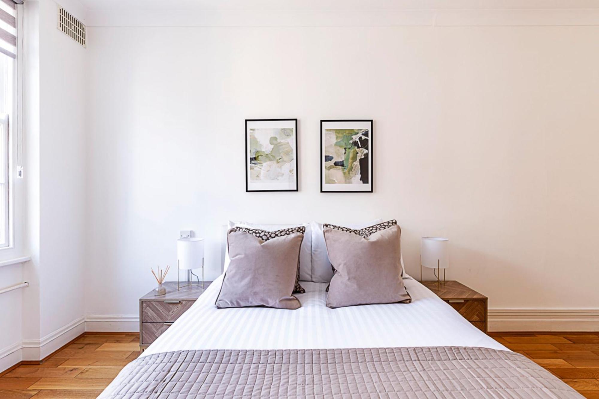 Modern 2 Bedroom Flat Near Queensway Apartment London