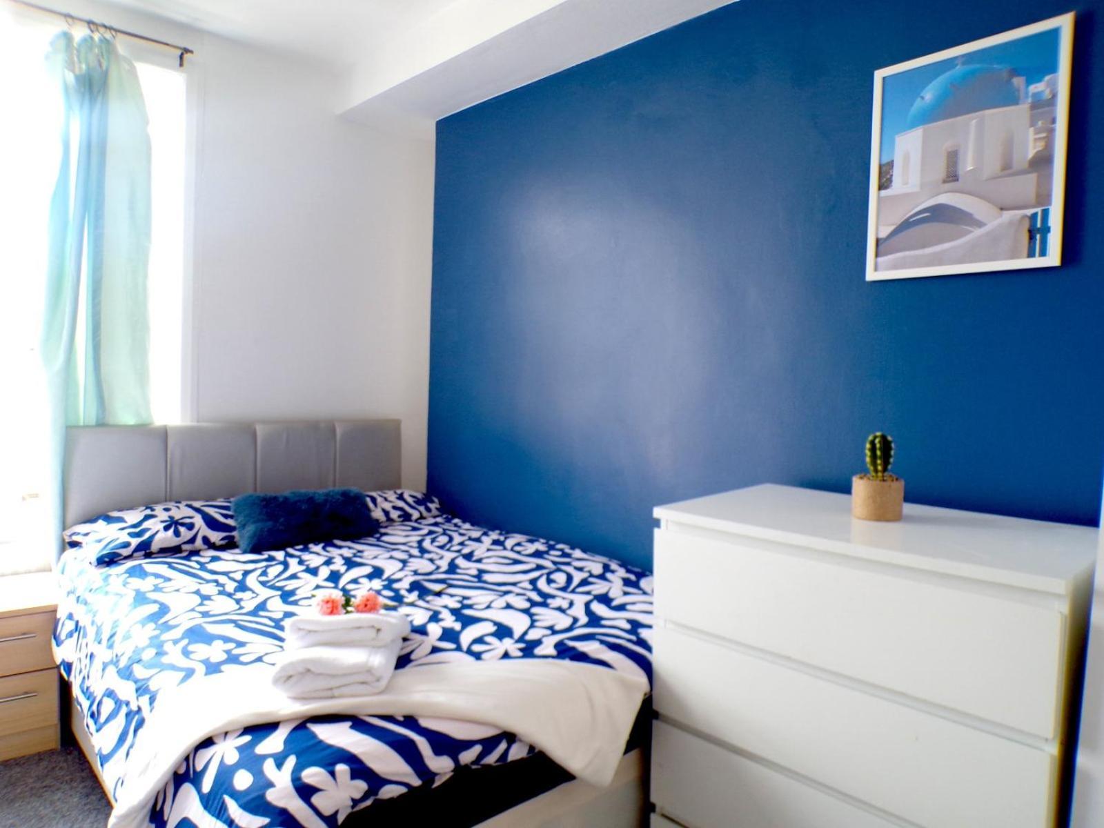 West Kensington - Blue * London