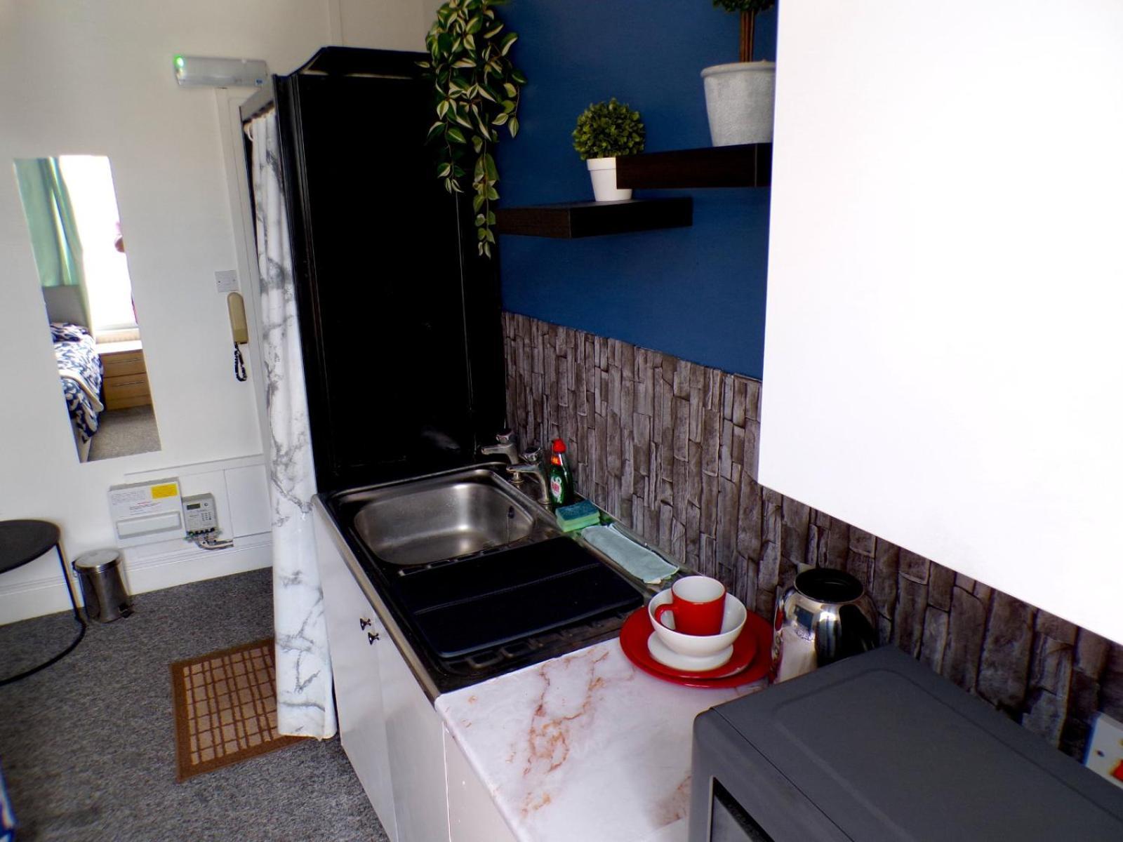 West Kensington - Blue Apartment