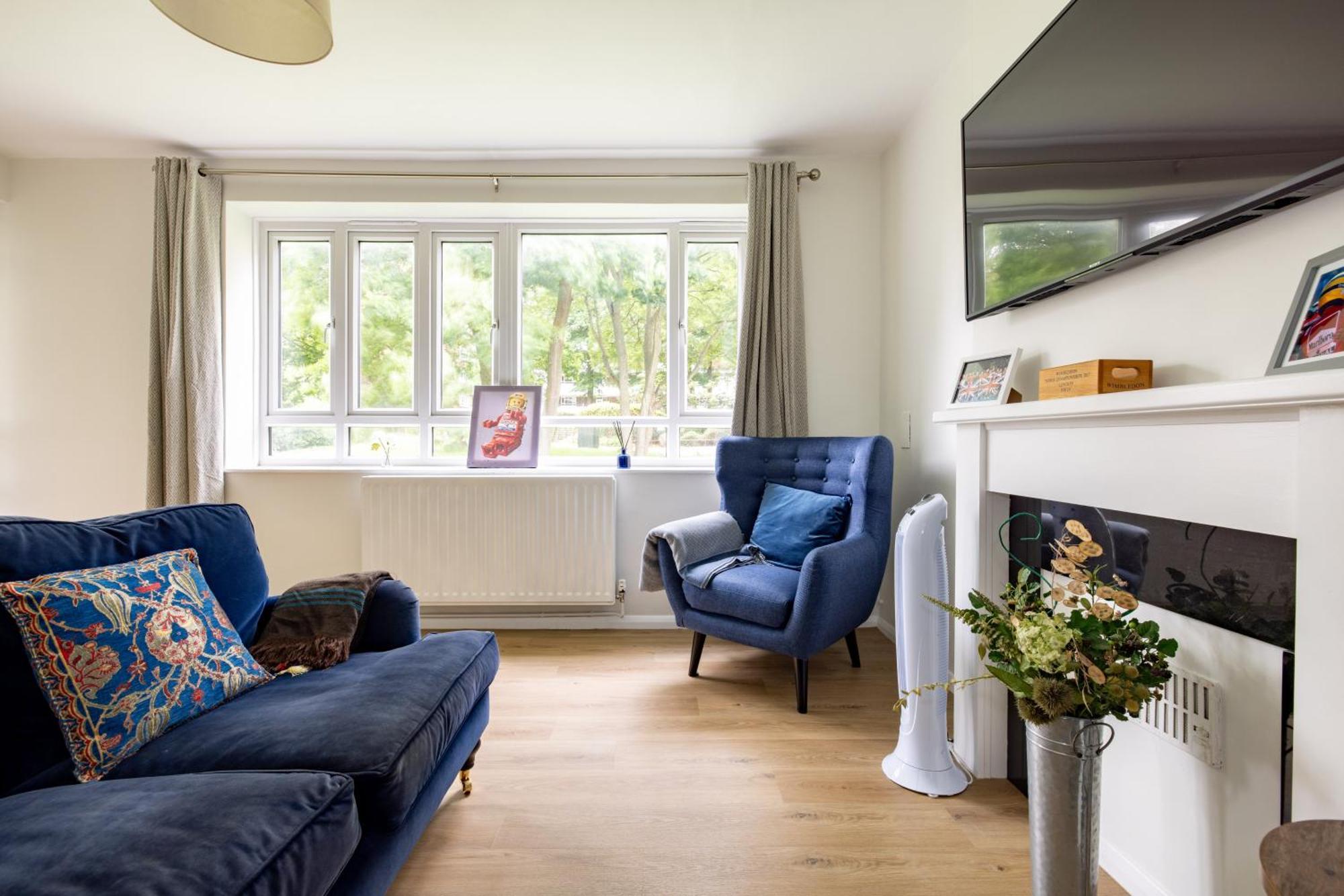Apartment Penthousestays Wimbledon - Chic 2 Bedroom King Bed With Balcony - 2 Mins From Wimbledon Tennis Club And Museum - Aeltc London