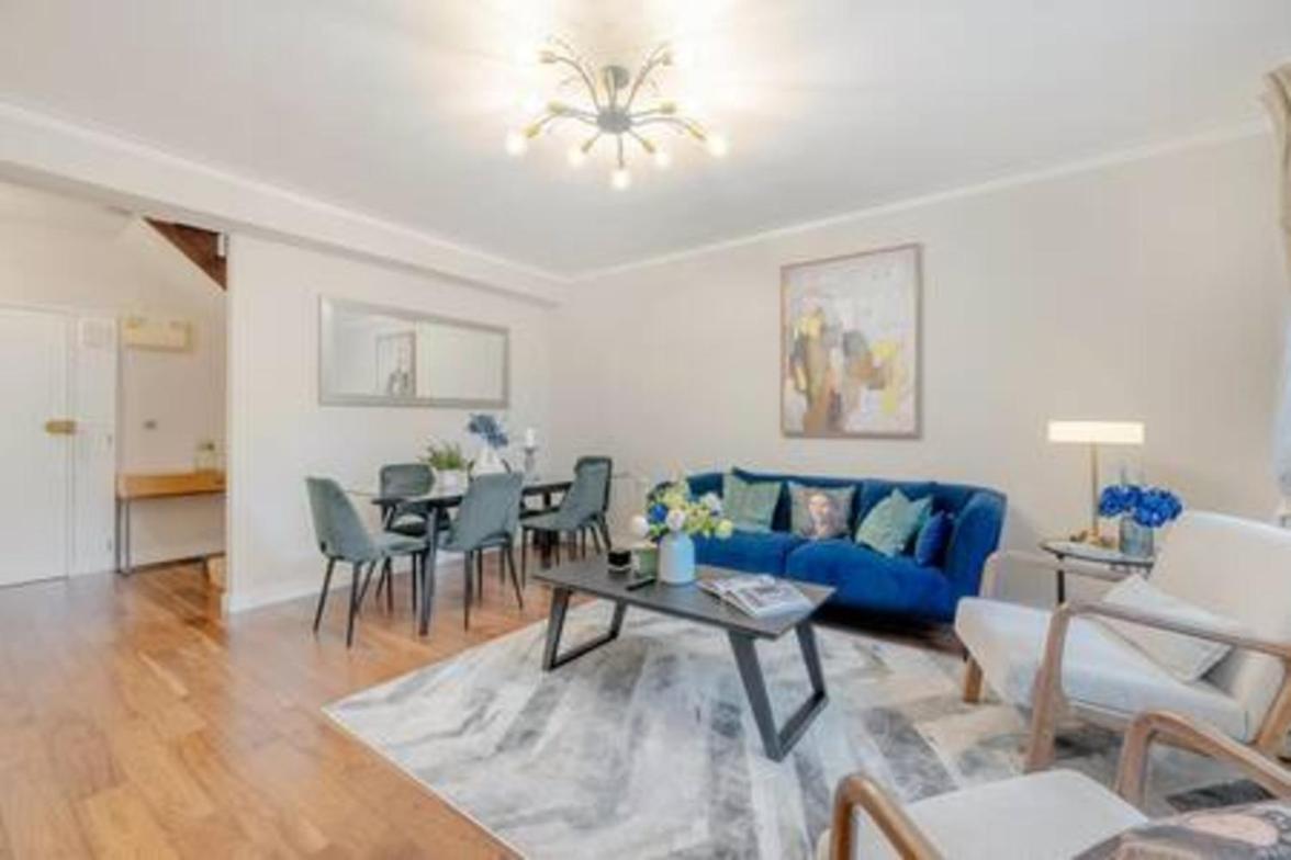 Location - Spacious 2bed In Front Of Hyde Park