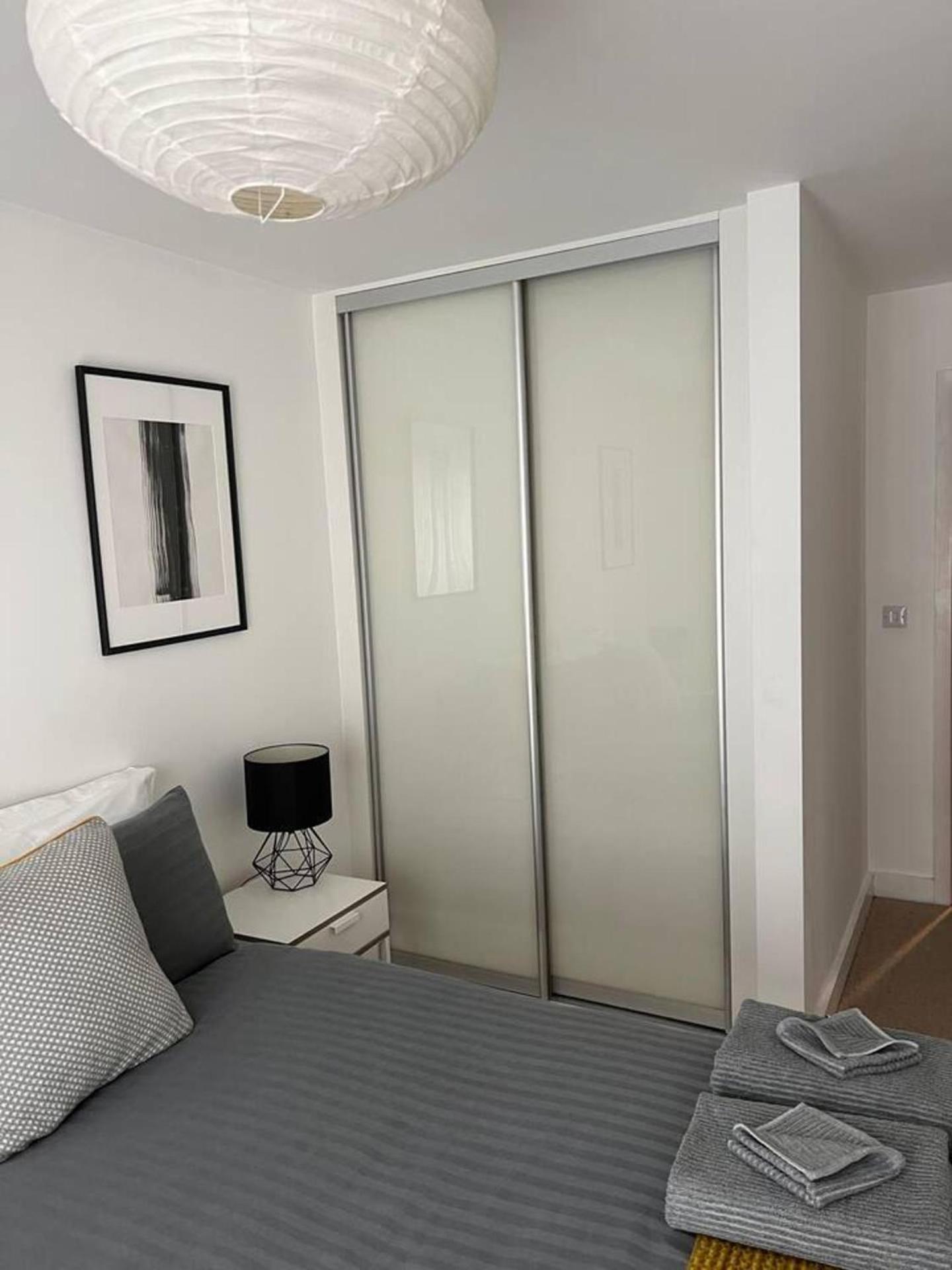 Modern 1 Bed Flat Near Station And Apartment *